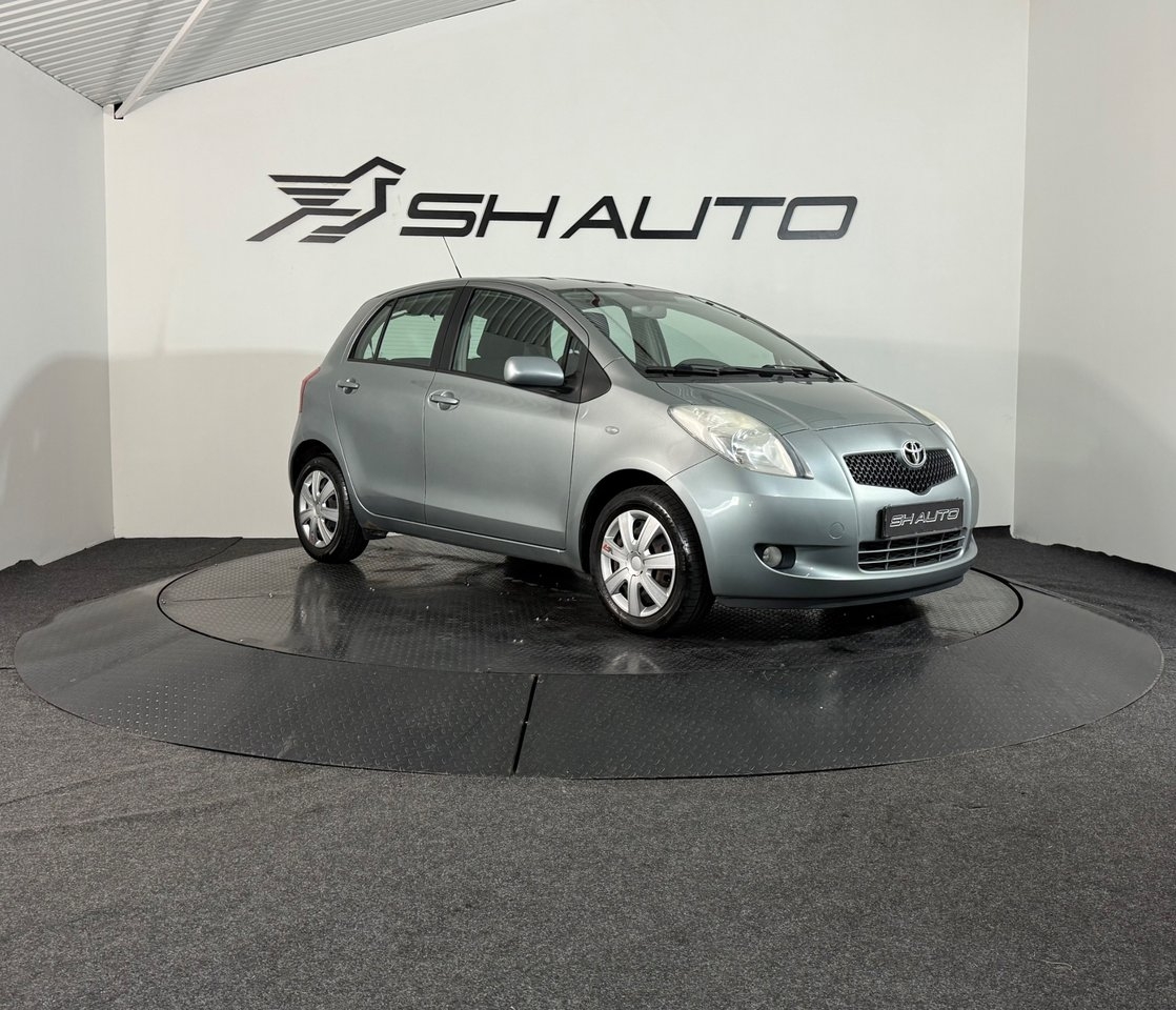 Toyota Yaris 5-dörrar 1.3 VVT-i Euro 4 2008, kuva 3/10
