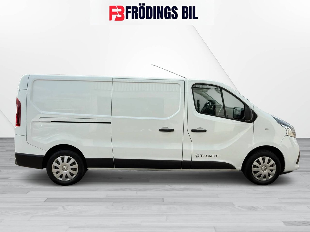 Renault Trafic 2018, photo 6/19