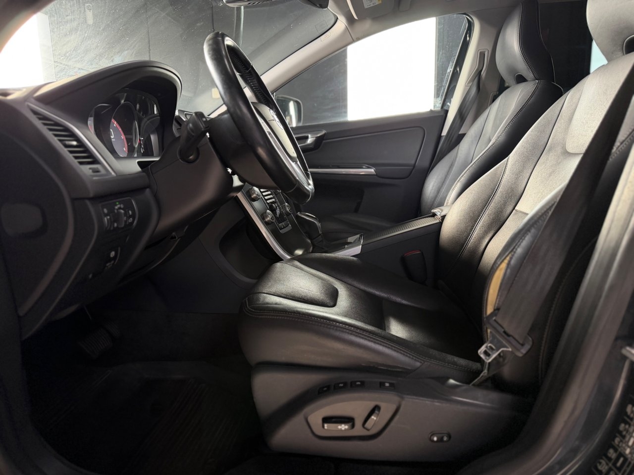 Volvo XC60 2015, bild 7/10