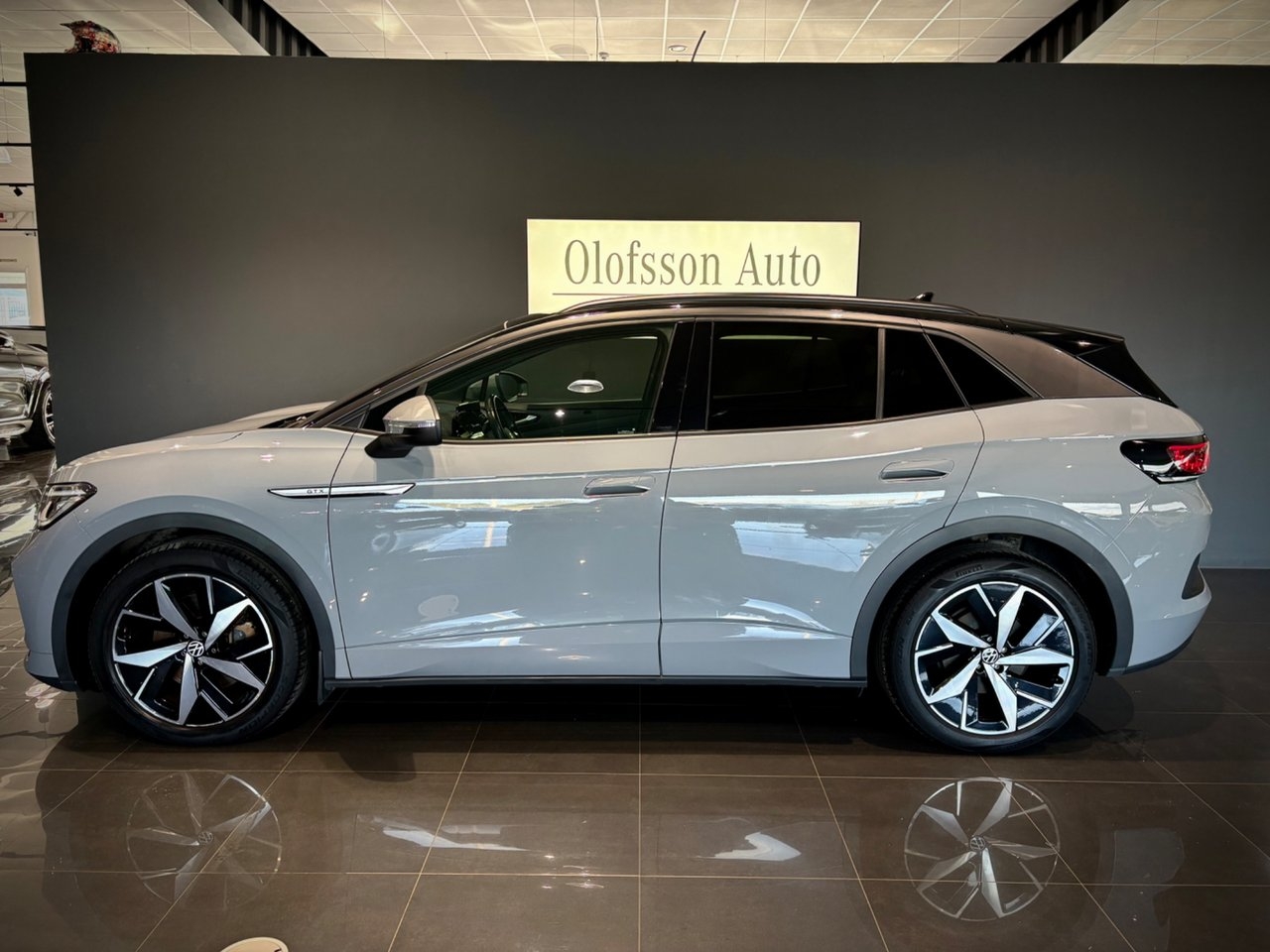 Volkswagen ID.4 2022, kuva 2/10