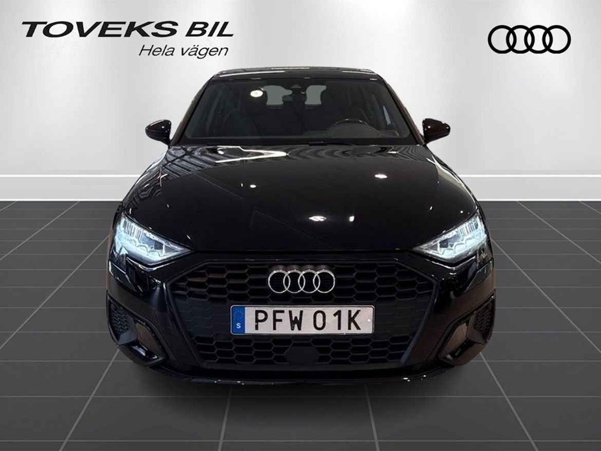 Audi A3 35 TFSI PROLINE 150 HK S TRONIC 2023, bild 2/13