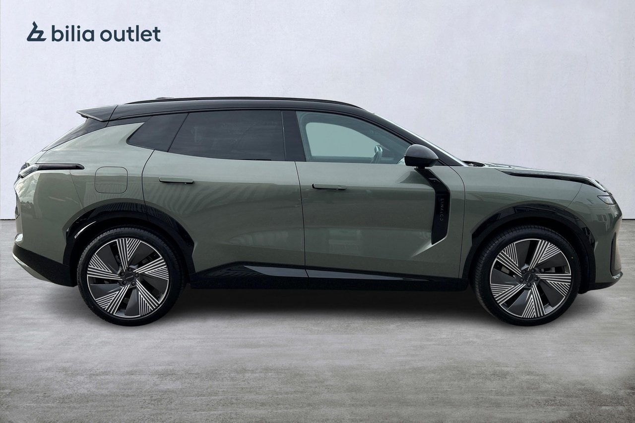 Lynk & Co 08 More PHEV 350hk 2025, photo 7/10