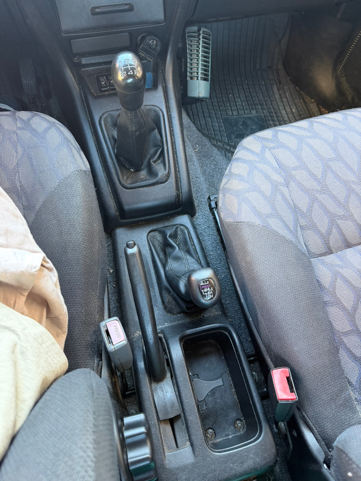 Mitsubishi Pajero 2000, bild 6/6