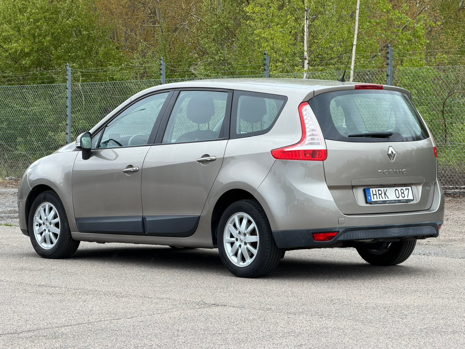 Renault Grand Scenic 2010, bild 3/10