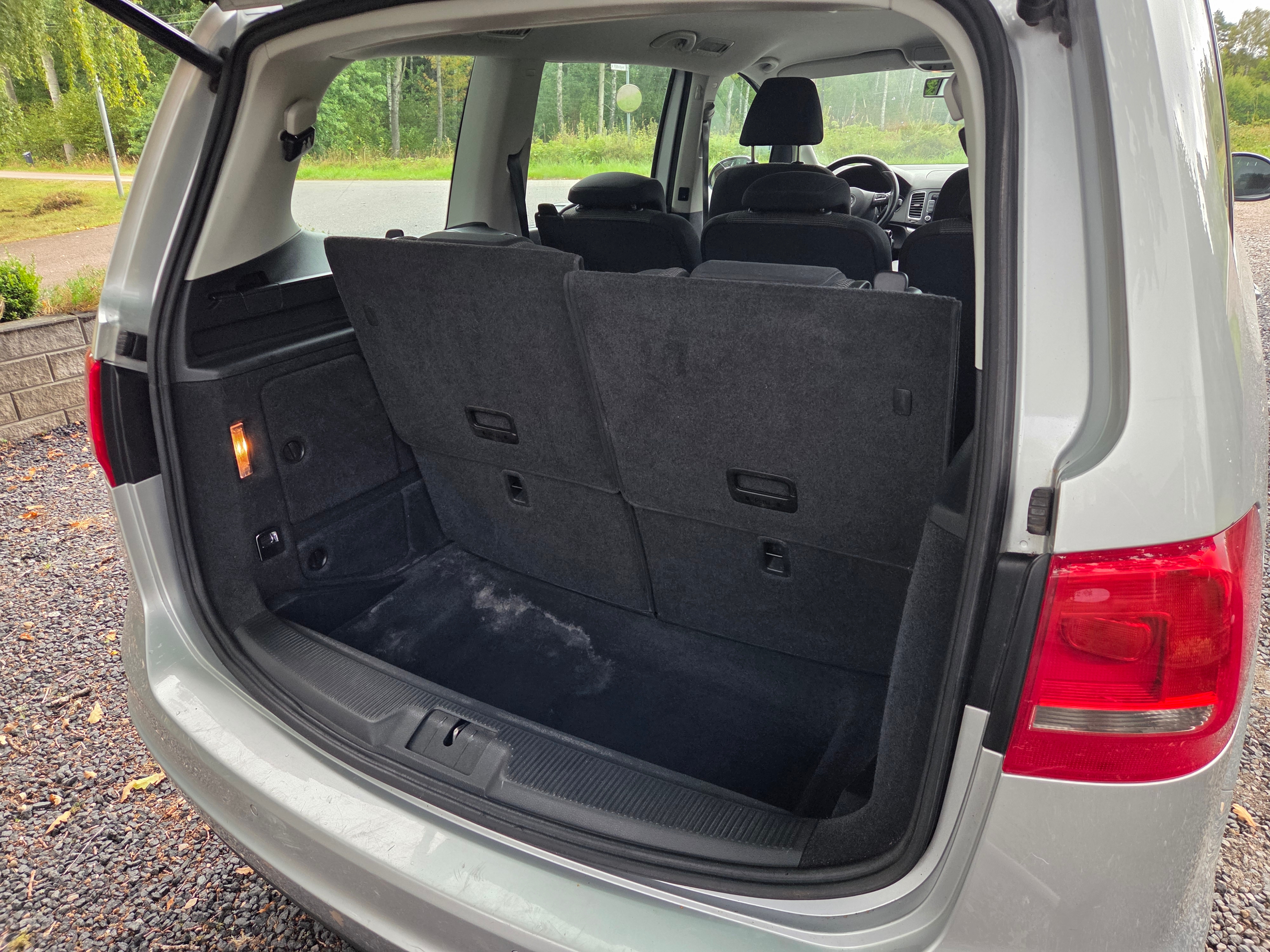 Volkswagen Sharan 2011, kuva 7/7