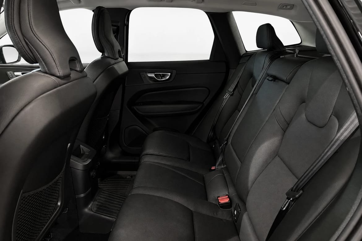 Volvo XC60 T6 Plus Dark Edition 2025, bild 7/10