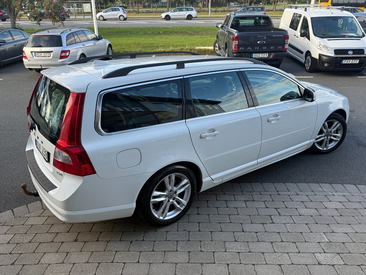 Volvo V70 D4 Geartronic Momentum Euro 5 2013, bild 4/10