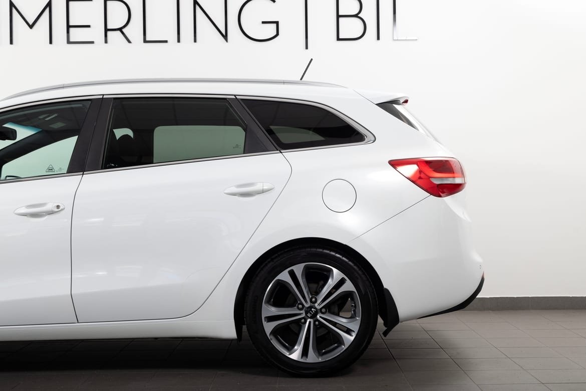 Kia Ceed _sw GT-Line 1.6 Backkamera 2016, bild 5/10