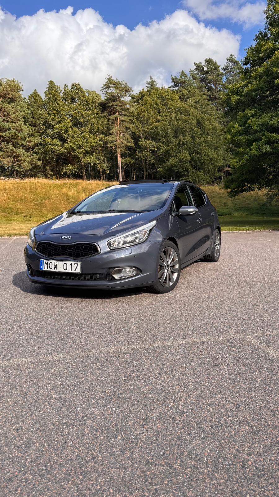 Kia Ceed 1.6 CRDi Manuell 2013, bild 4/10