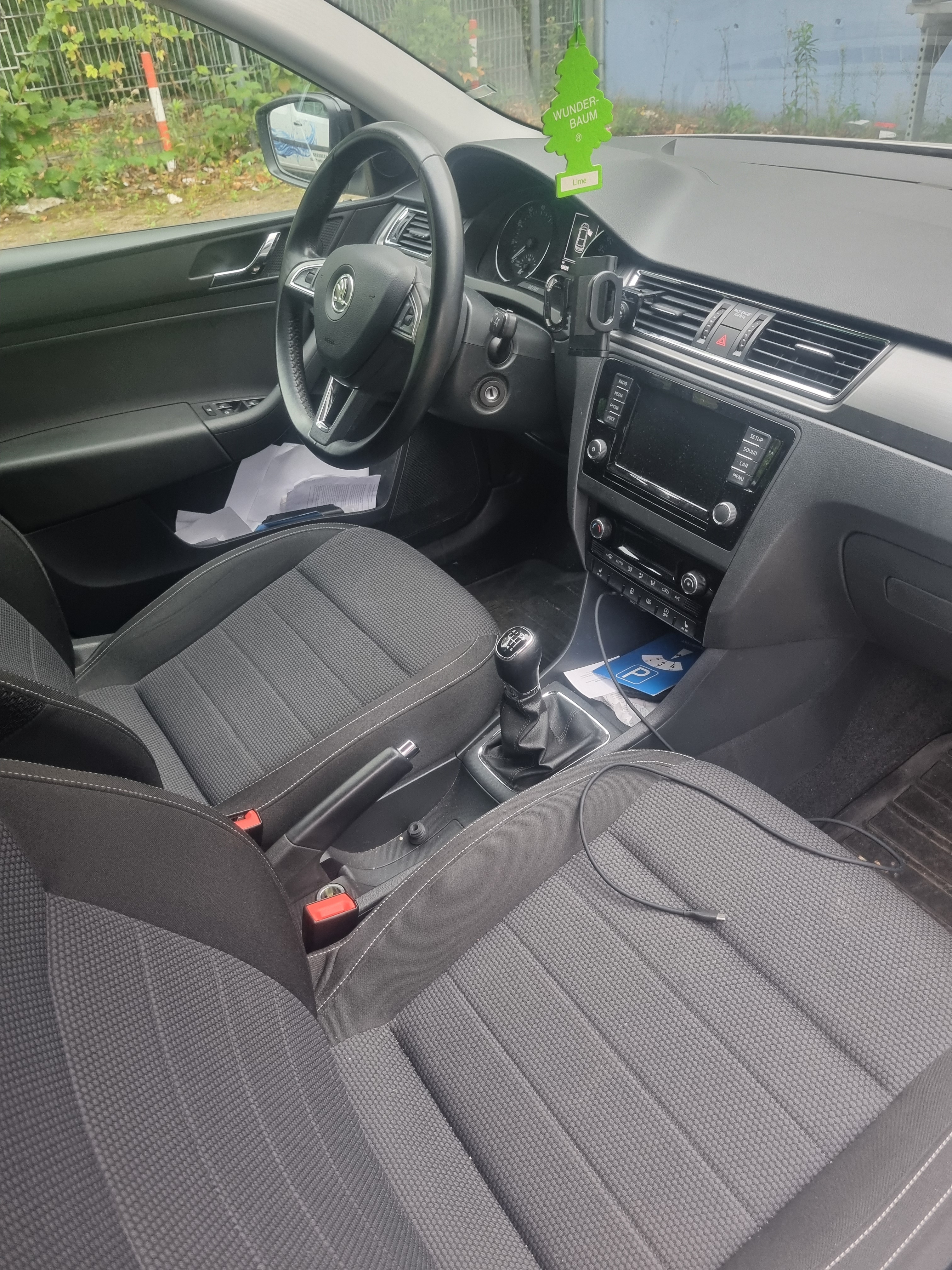 Skoda Rapid 1.2 TSI Manuell 2016, bild 5/10