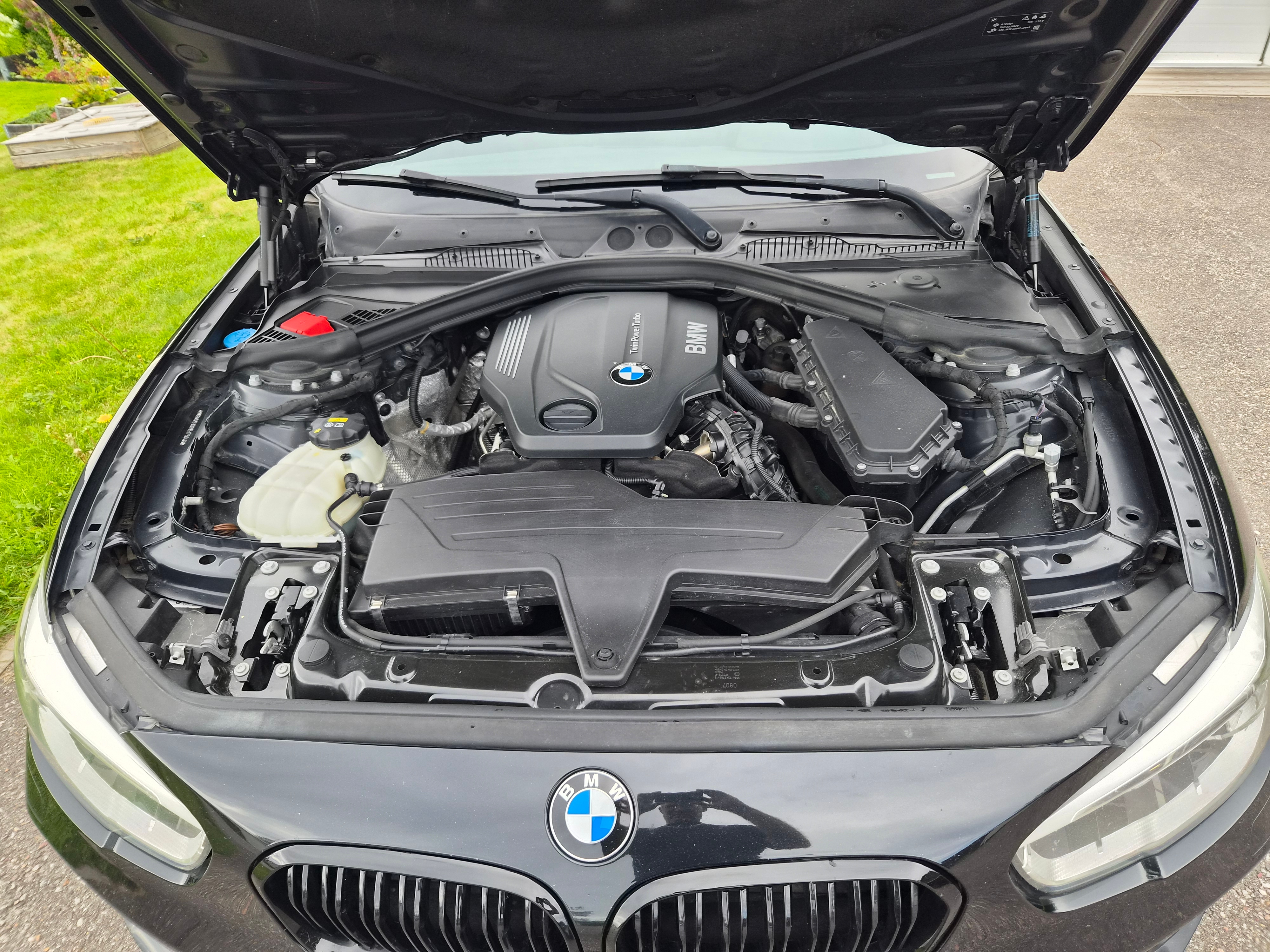 BMW 118 d xDrive 5-dörrars Manuell 2017, bild 6/6