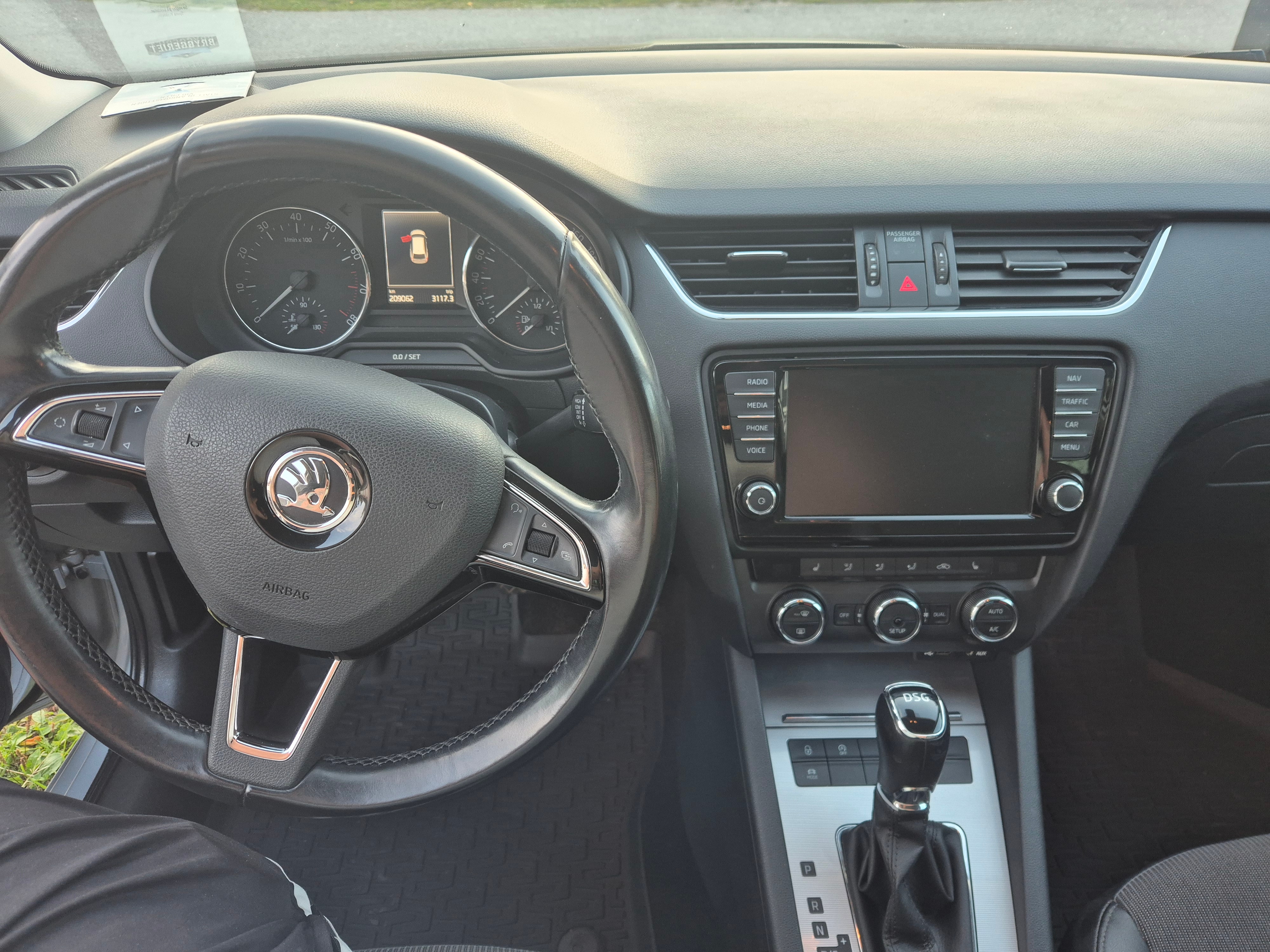 Skoda Octavia 2014, bild 7/8