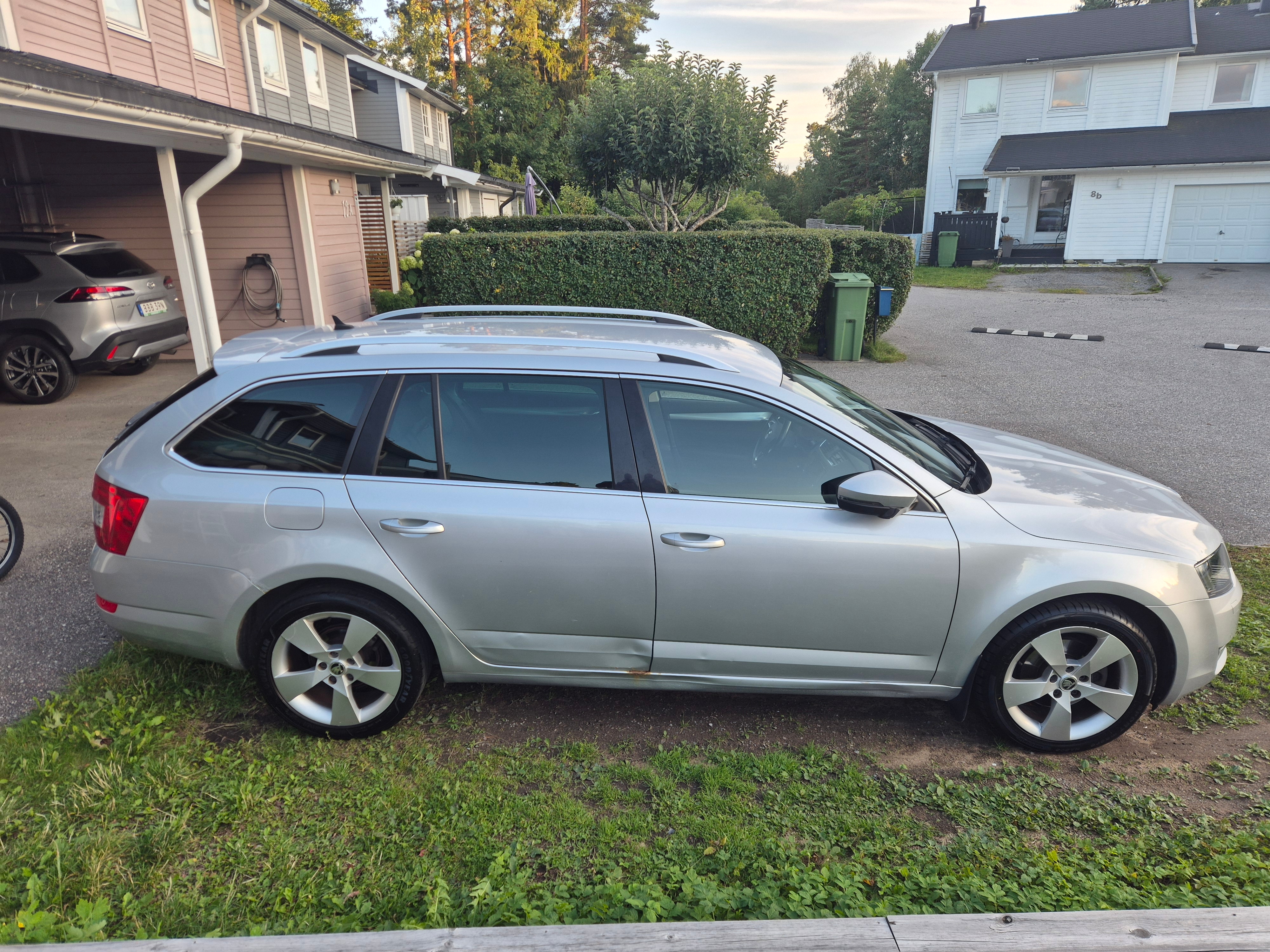 Skoda Octavia 2014, bild 4/8