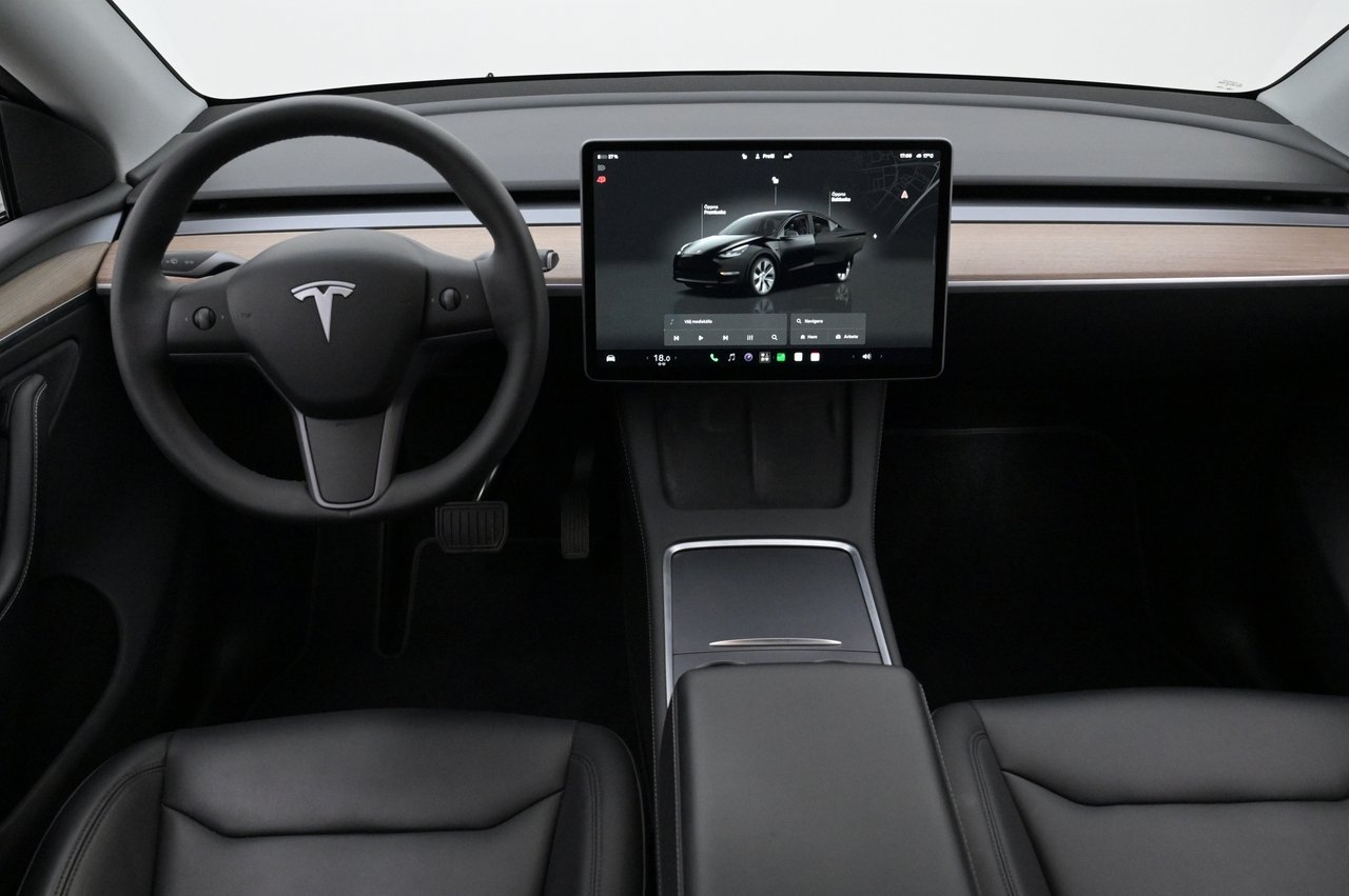 Tesla Model Y Long Range AWD Autopilot 2023, bild 6/10