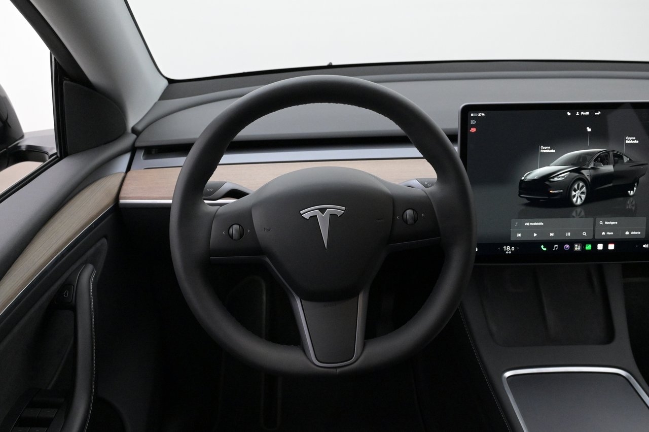 Tesla Model Y Long Range AWD Autopilot 2023, bild 7/10
