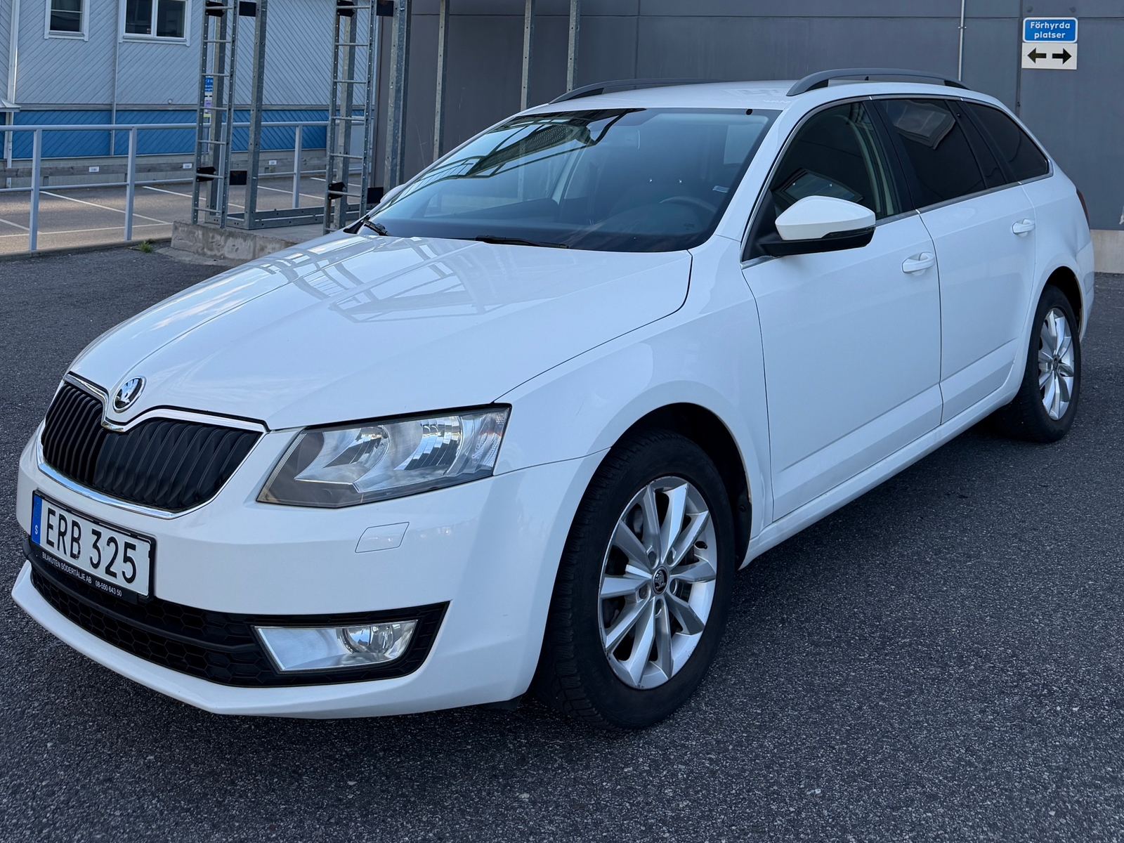 Skoda Octavia 2015, photo 2/10