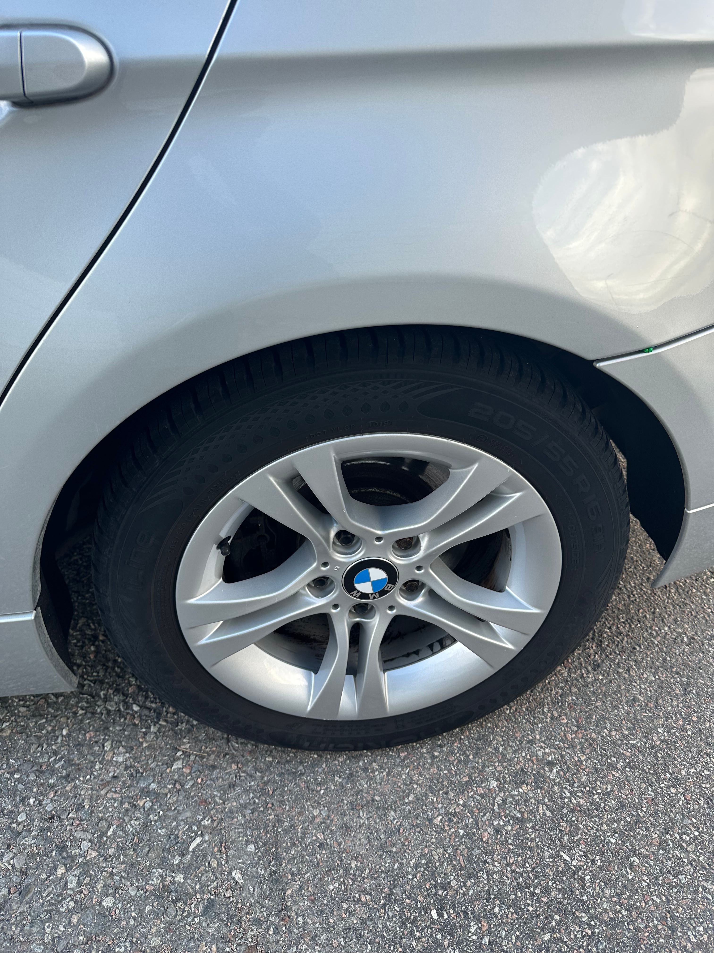BMW 320 i Sedan Automatisk 2011, kuva 7/7