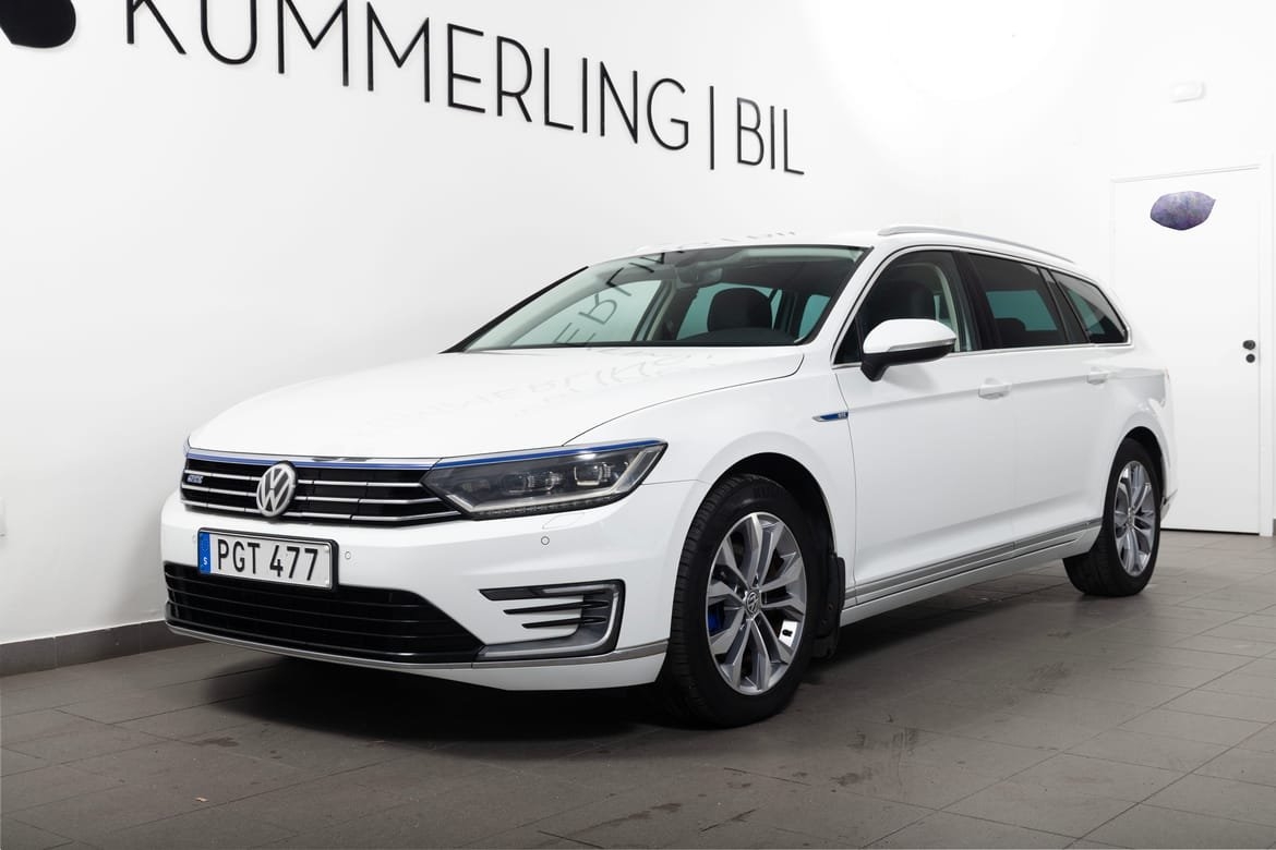 Volkswagen Passat GTE 1.4 TSI Cockpit 2017, bild 2/10