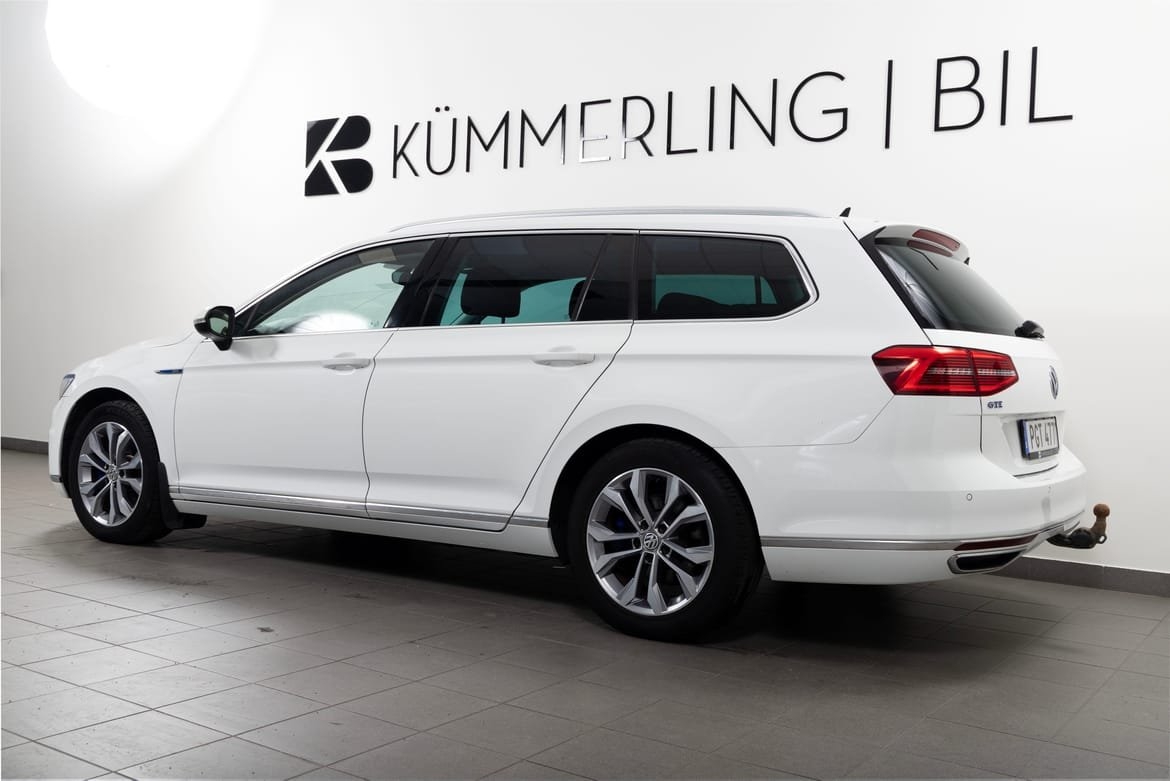 Volkswagen Passat GTE 1.4 TSI Cockpit 2017, bild 6/10