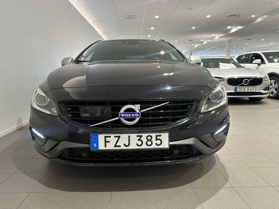 Volvo V60 2018, kuva 2/10