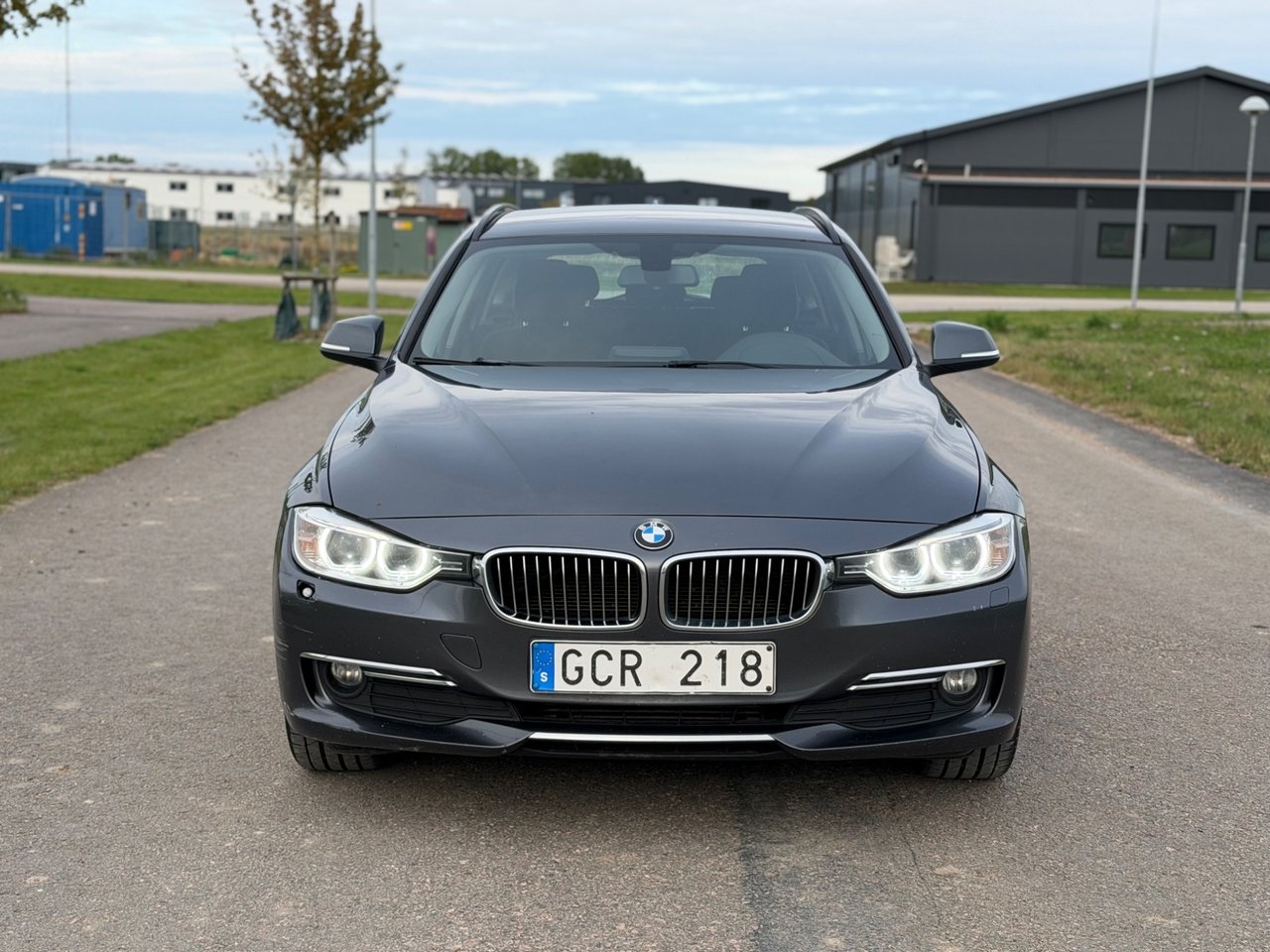 BMW 320 d Touring Luxury Line Euro 5 2013, bild 2/10