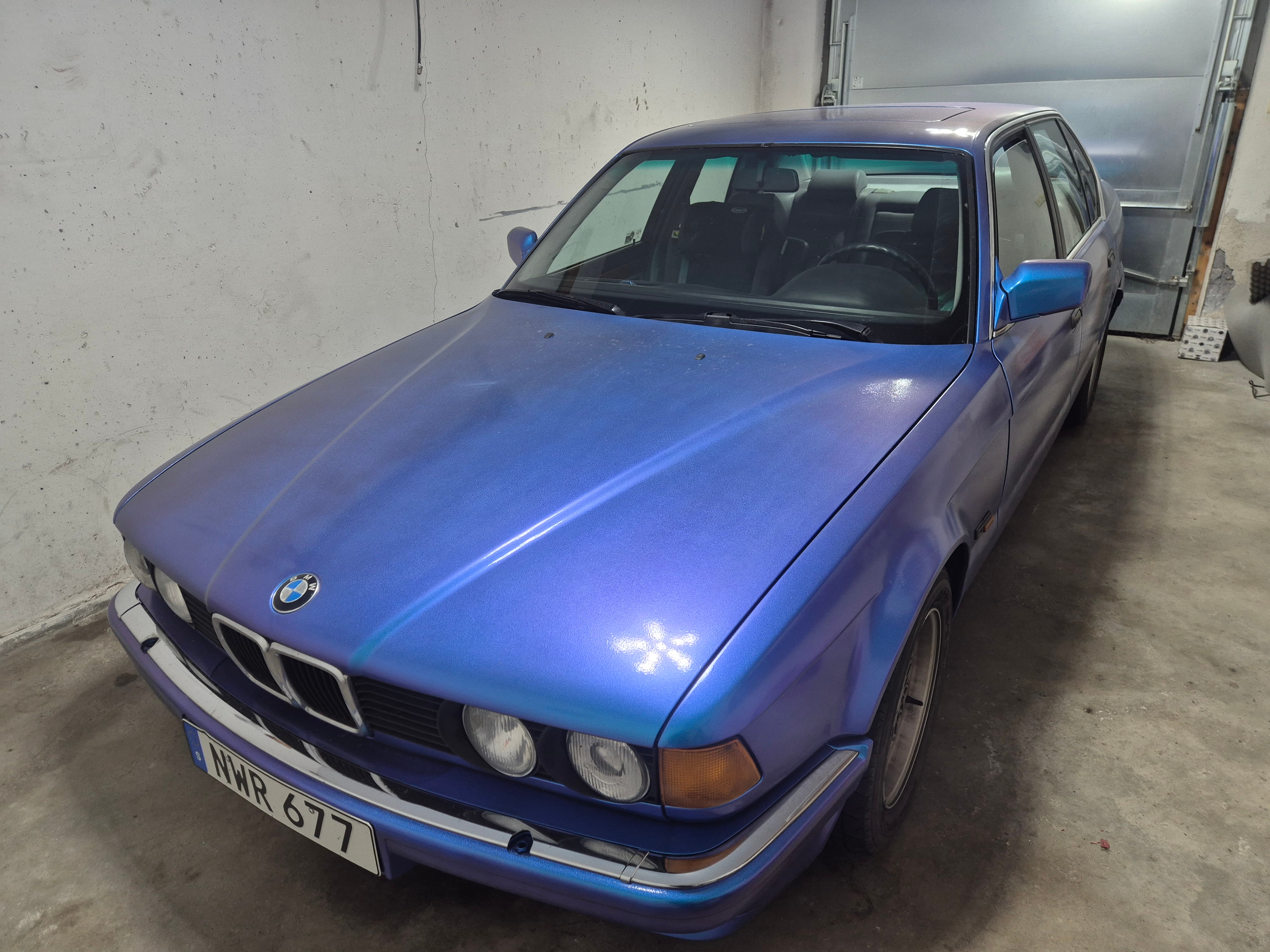BMW 735