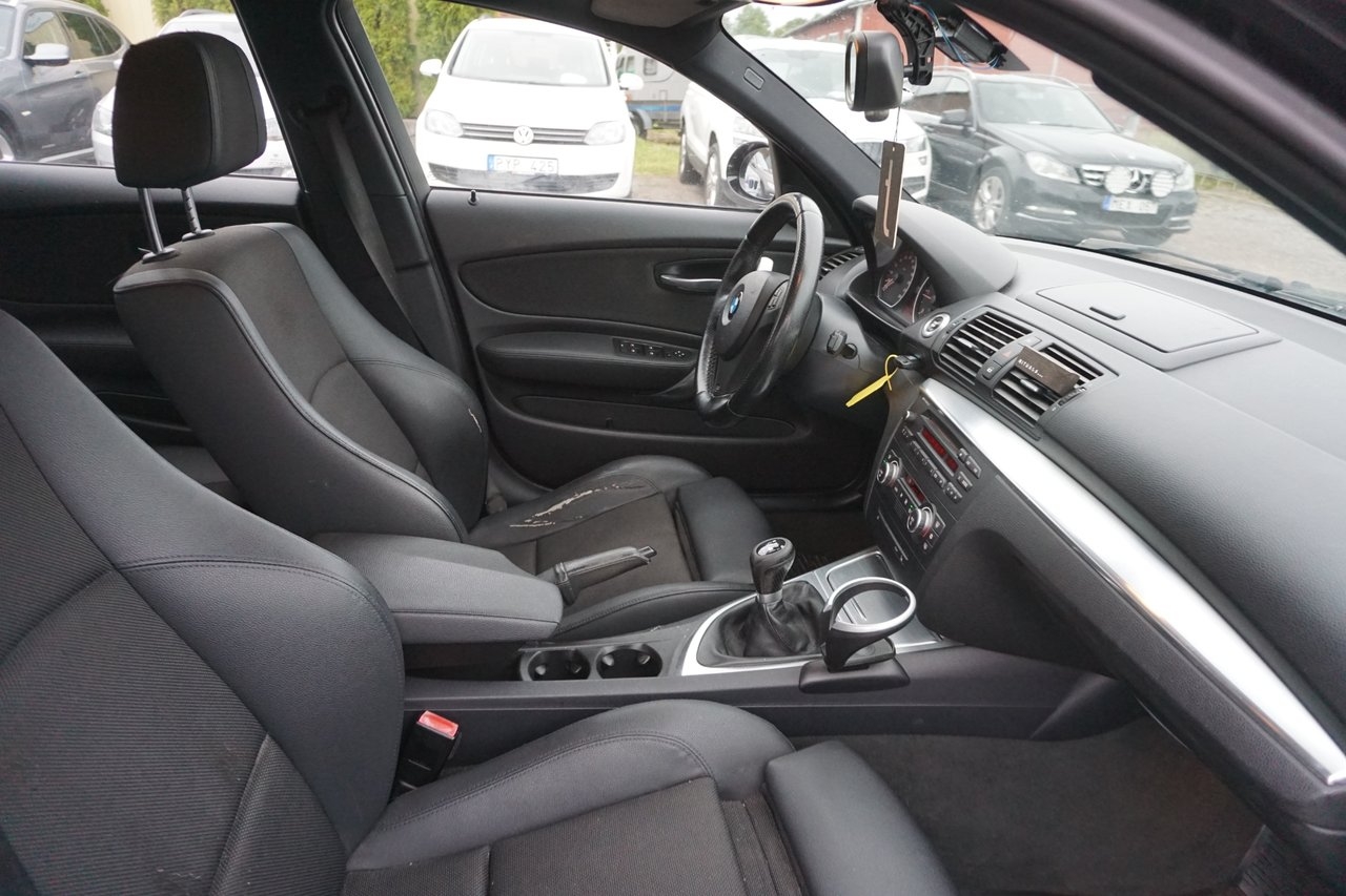 BMW 118 2009, kuva 7/7