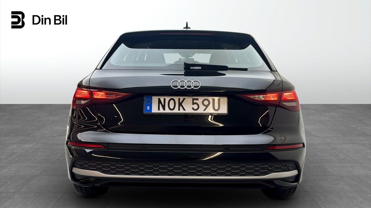 Audi A3 2025, photo 5/18