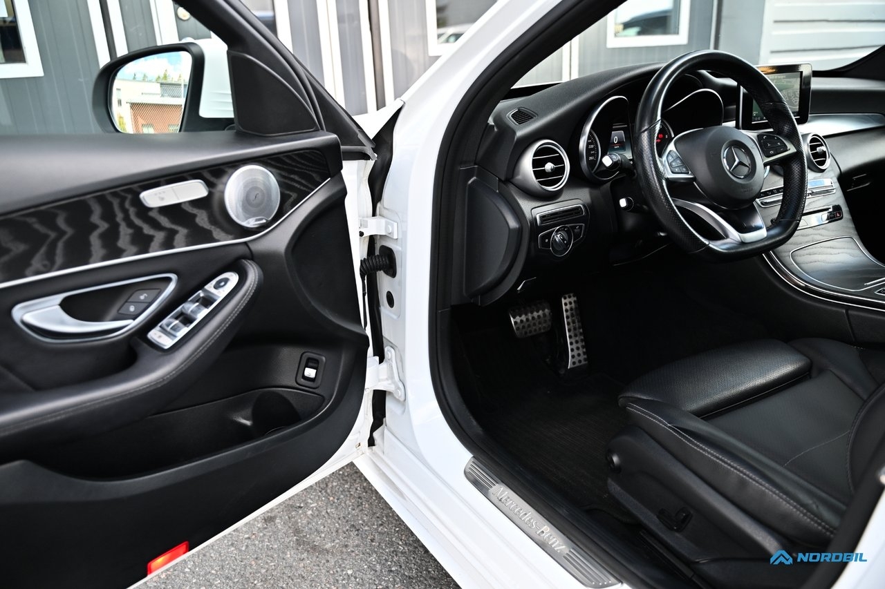Mercedes-Benz C 220 d AMG Pano 2018, bild 6/21
