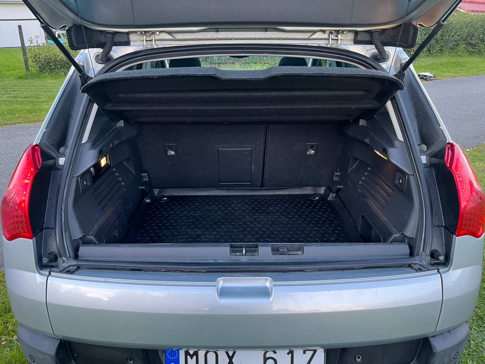 Peugeot 3008 1.6 THP Manuell 2009, bild 4/9