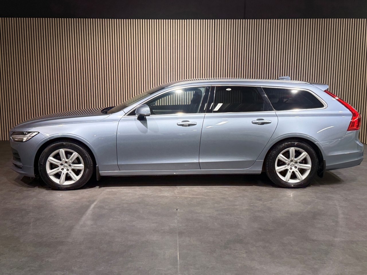 Volvo V90 D4 AWD Automat Business 2018, bild 7/10