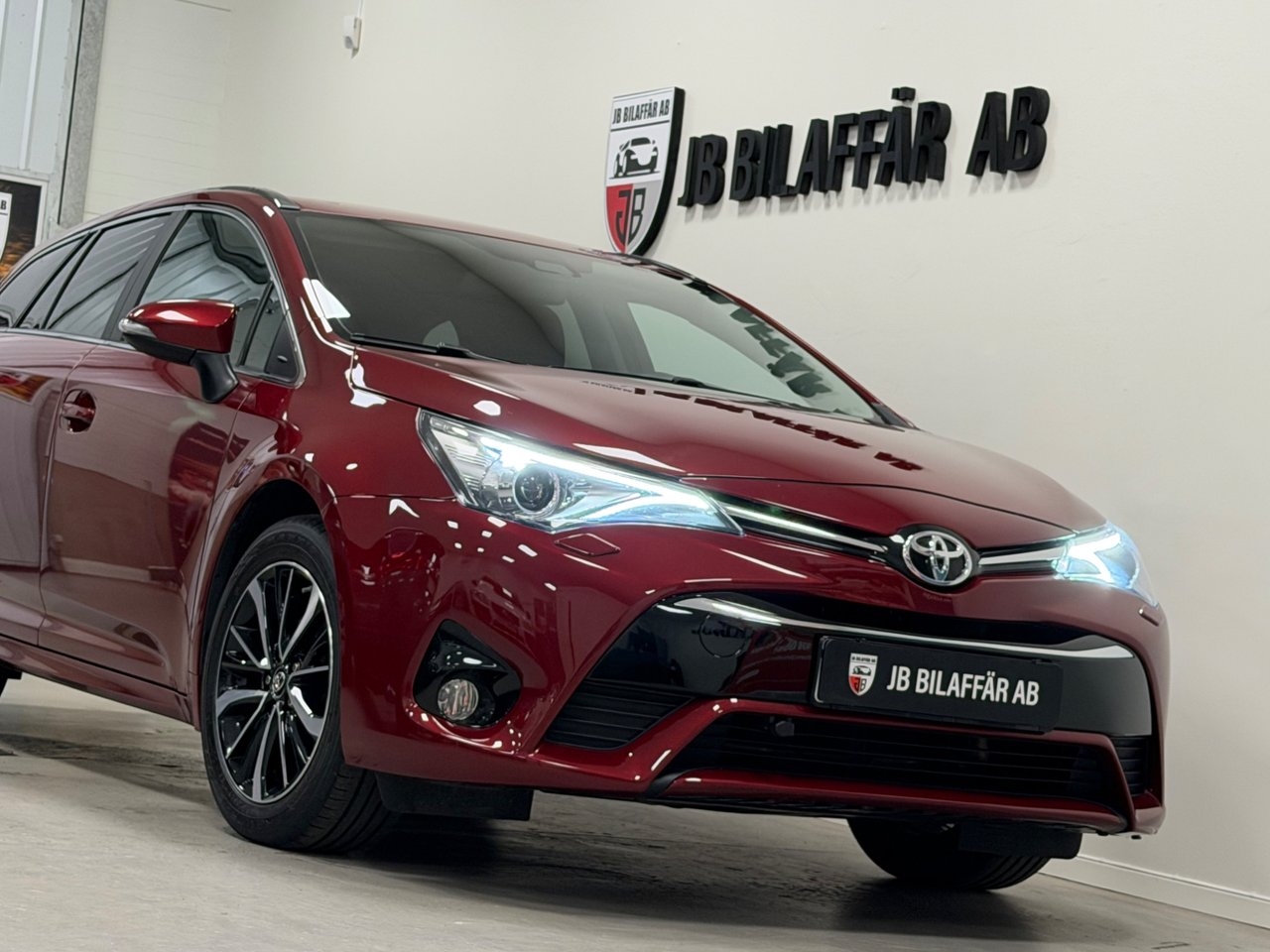 Toyota Avensis 2018, kuva 4/10