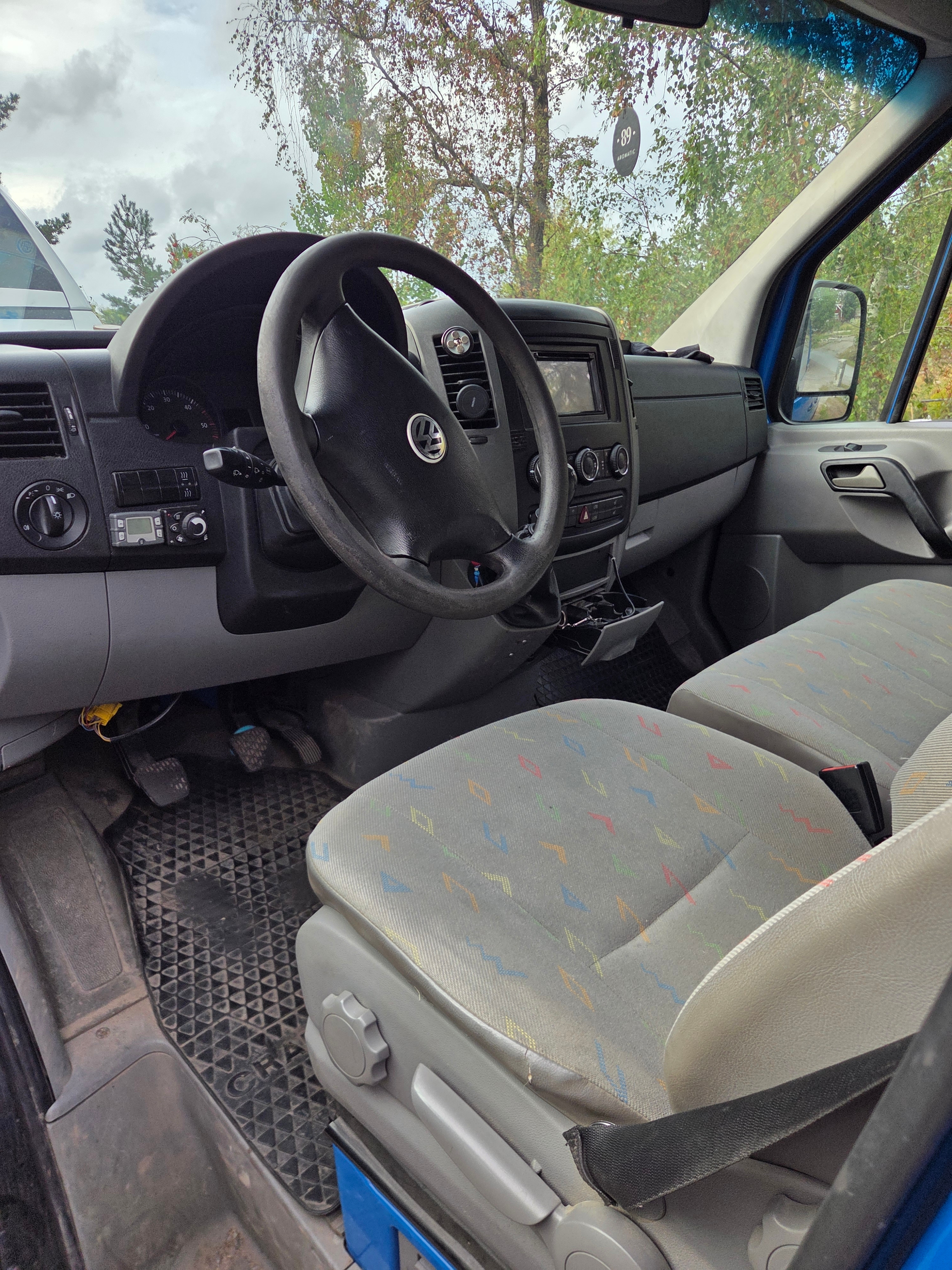 Volkswagen Crafter 30 2.5 TDI Manuell 2008, bild 5/9