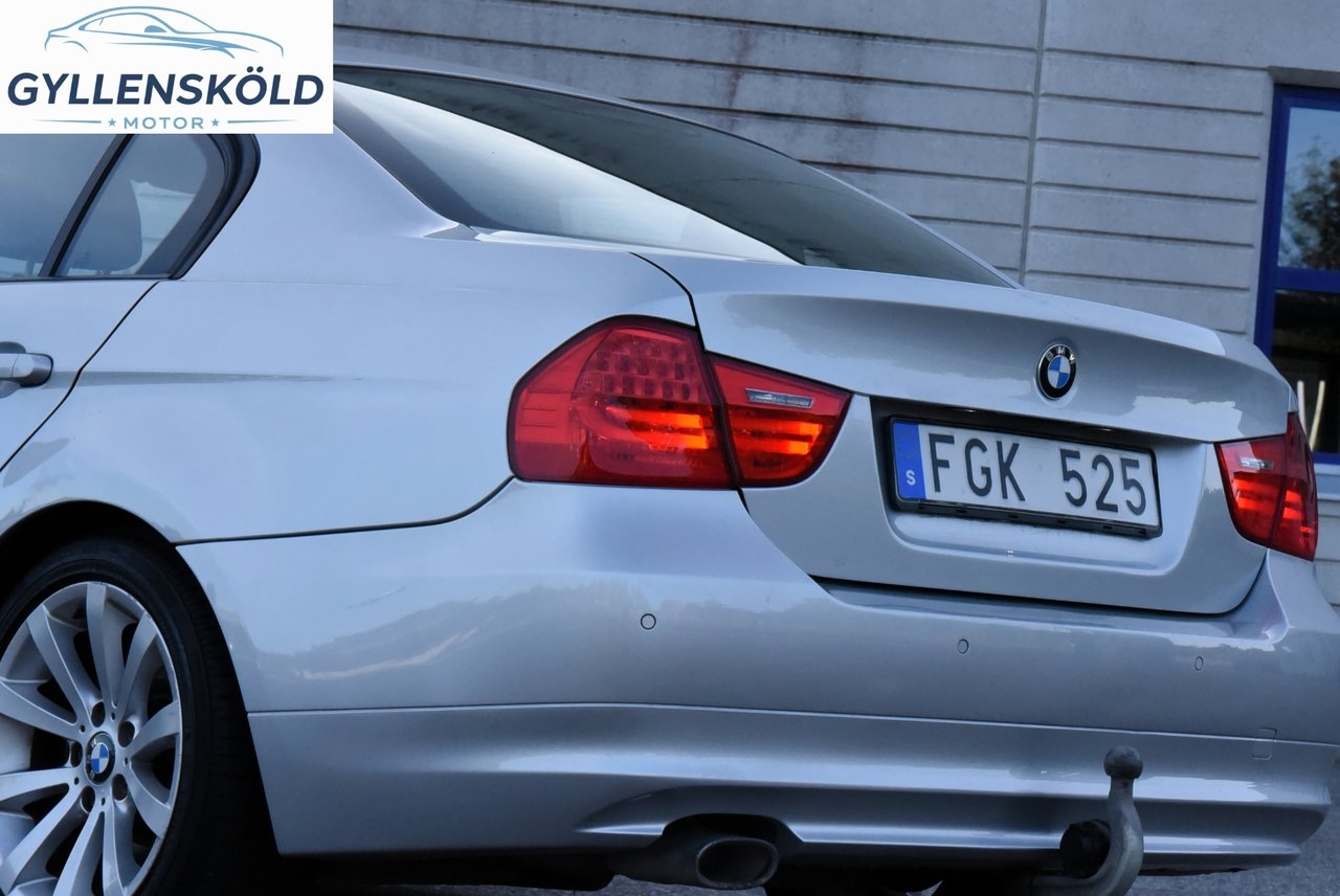 BMW 320 d Sedan E90 LCI 2010, bild 3/10