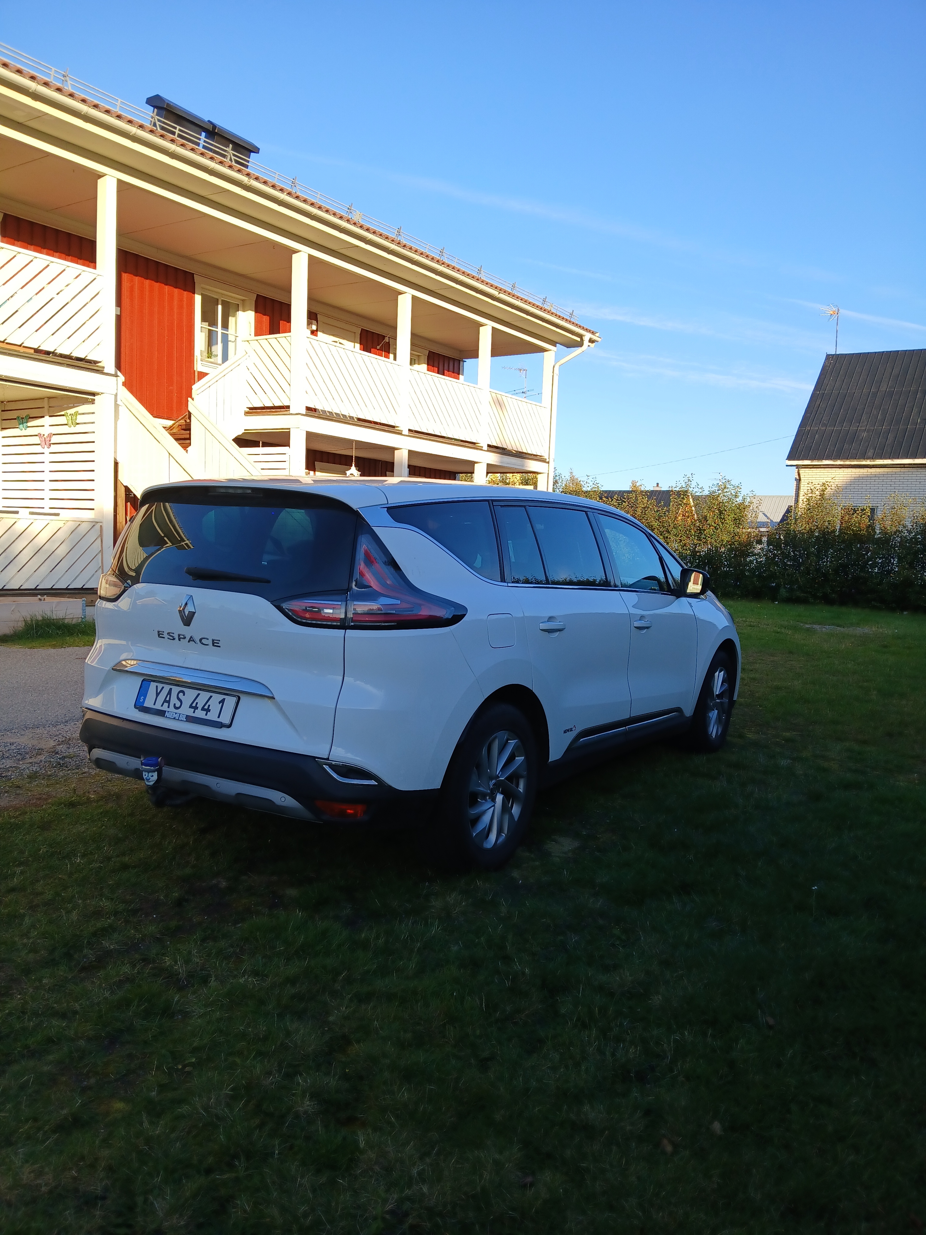 Renault Espace 1.6 dCi EDC 2016, bild 2/5