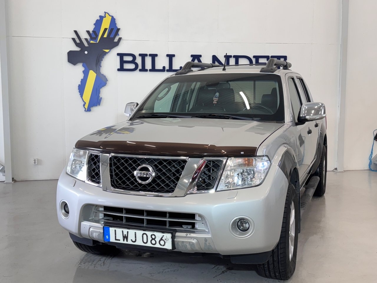 Nissan Navara 2011, bild 2/10