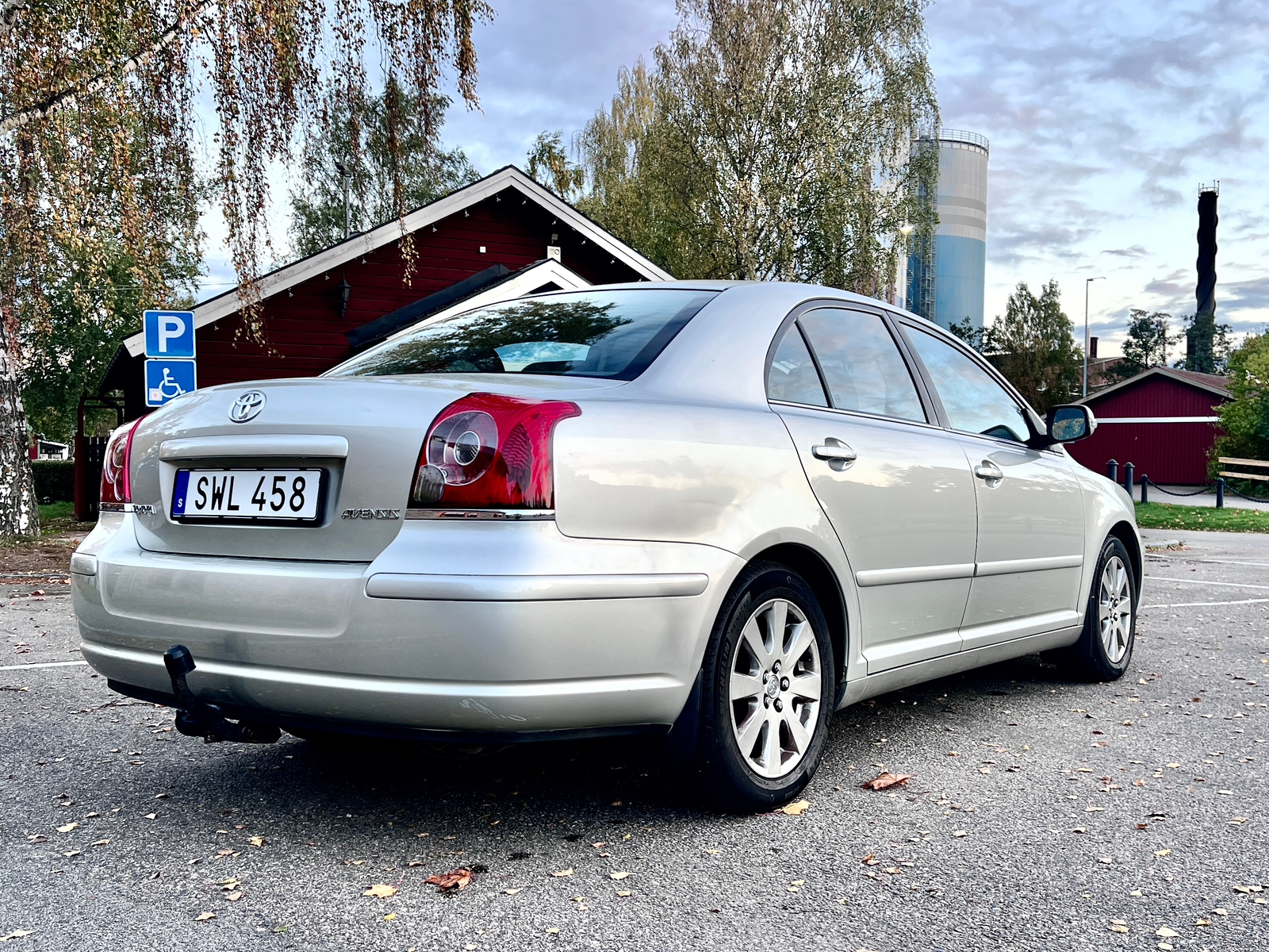 Toyota Avensis 2008, bild 7/16