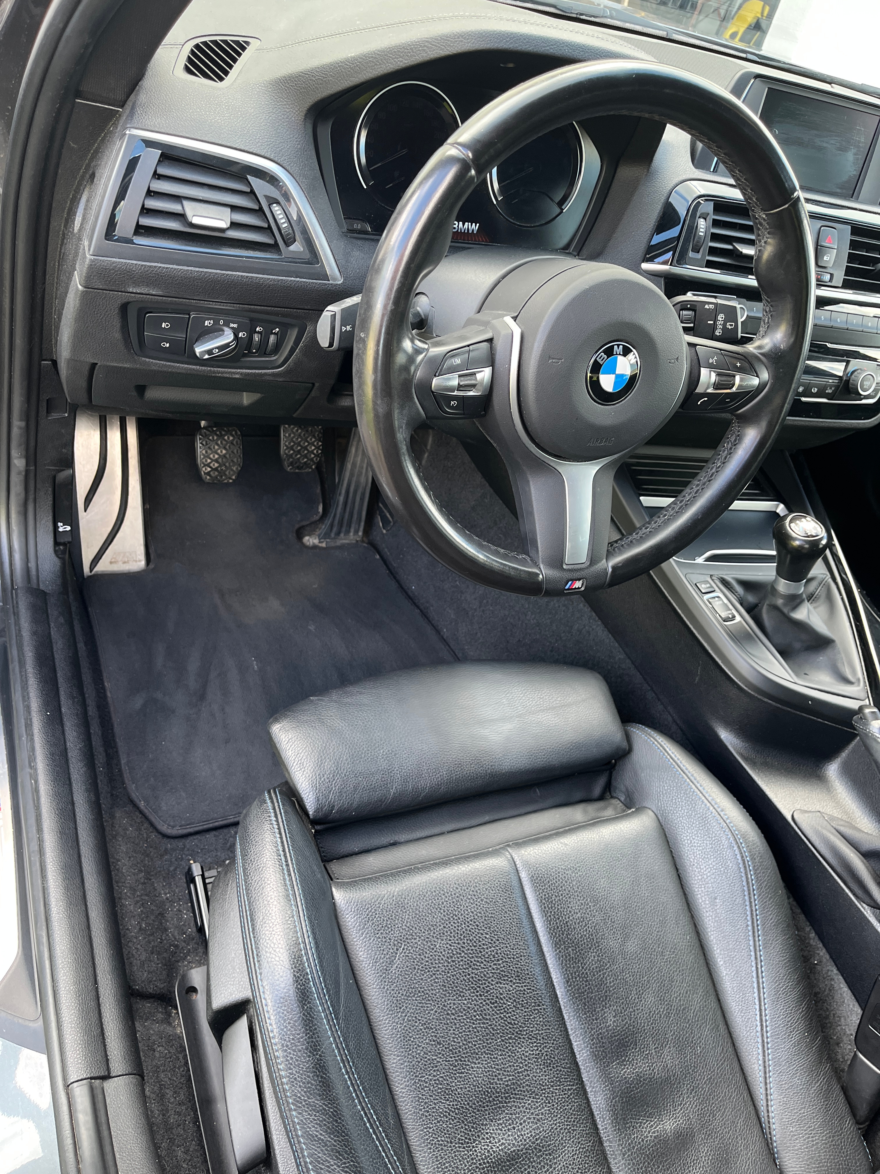 BMW 118 i 5-dörrars Manuell 2019, kuva 4/6
