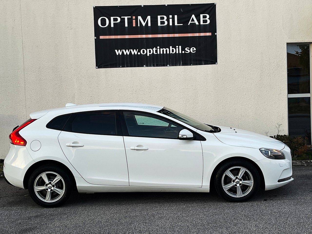 Volvo V40 D2 Business Euro 6 2017, photo 3/10