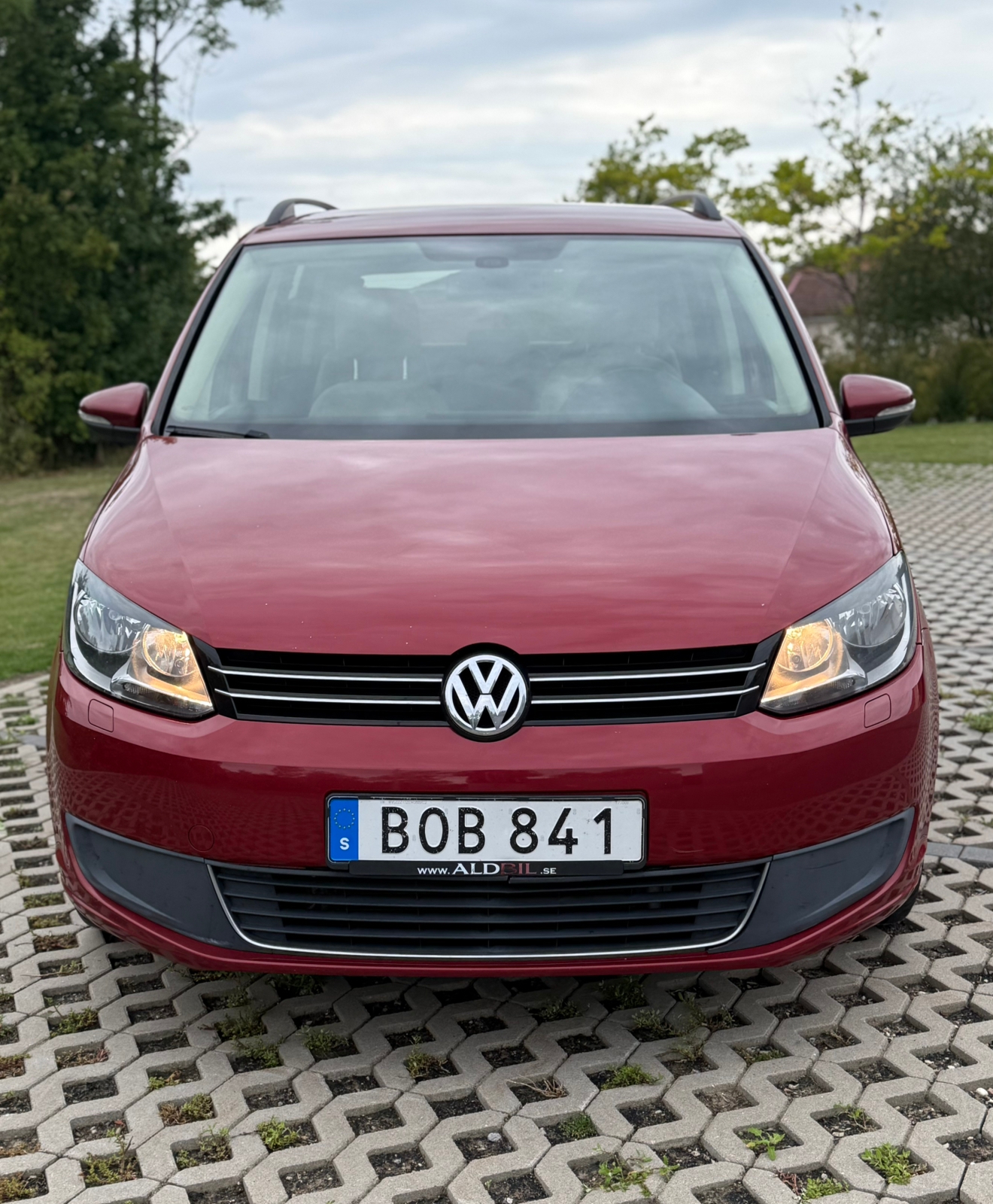 Volkswagen Touran 2014, bild 2/10