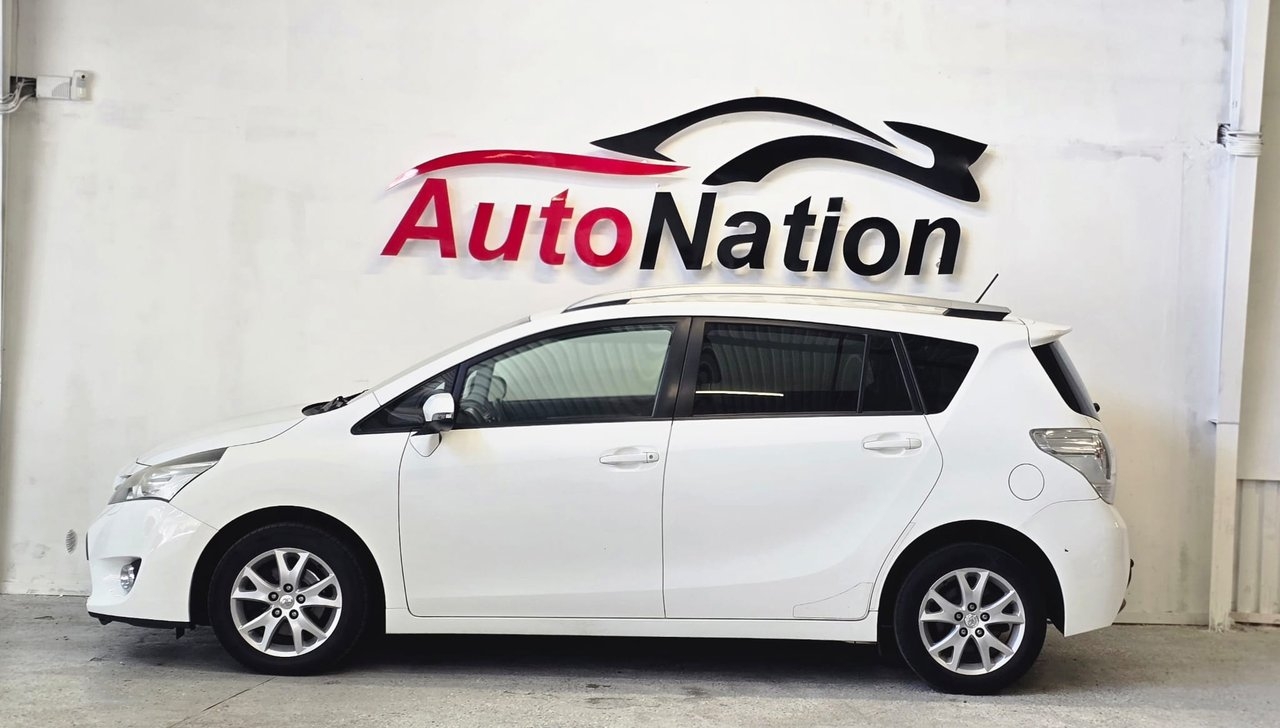 Toyota Verso 1.6 Edition 50 2015, bild 2/10