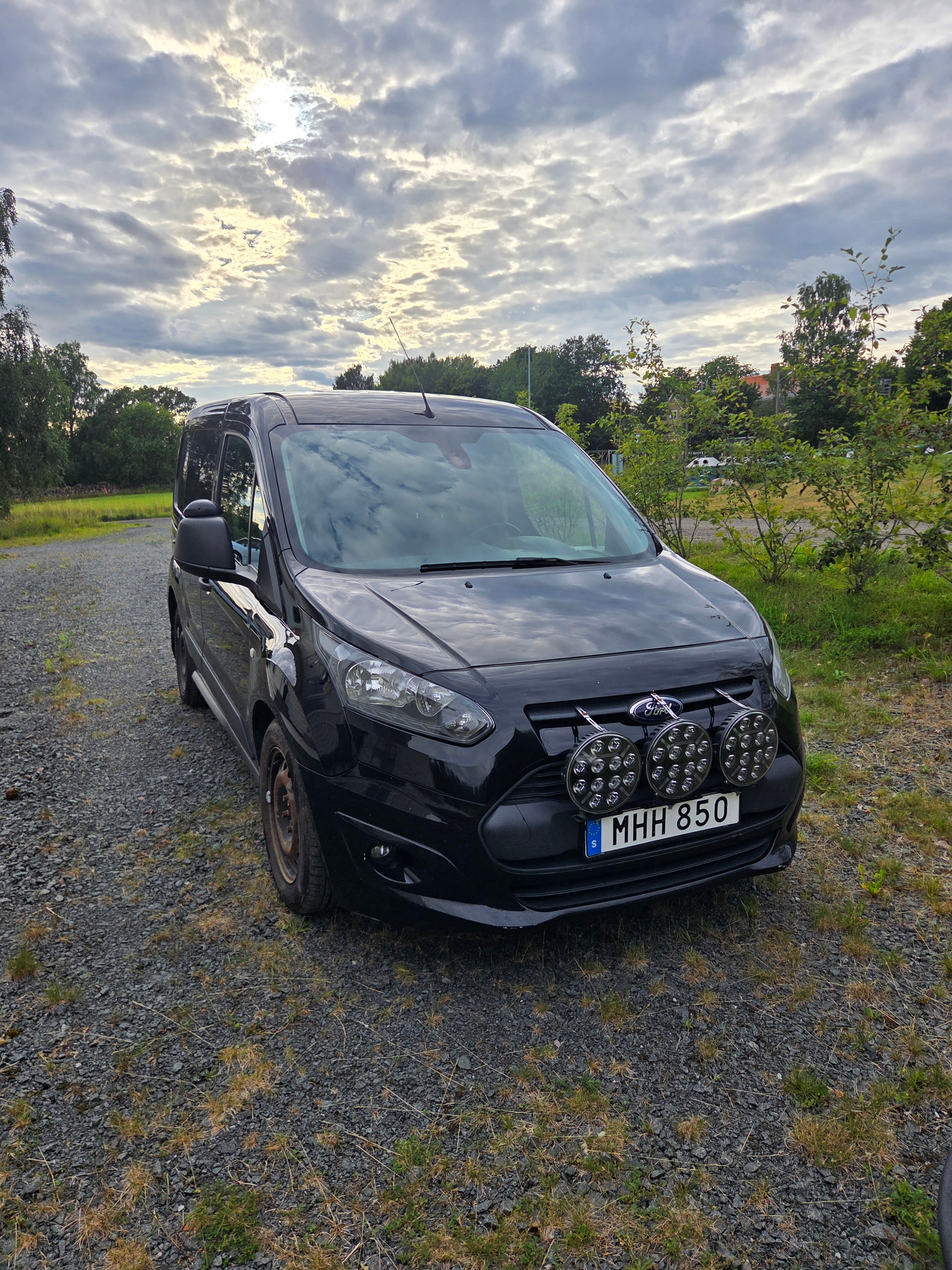Ford Transit Connect 2016, photo 4/10