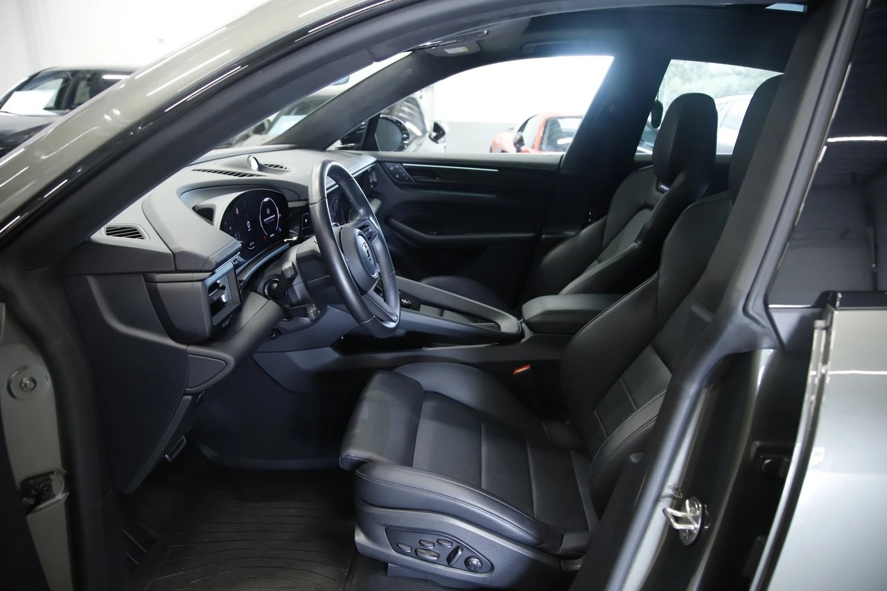 Porsche Macan Turbo Electric 2025, bild 7/10