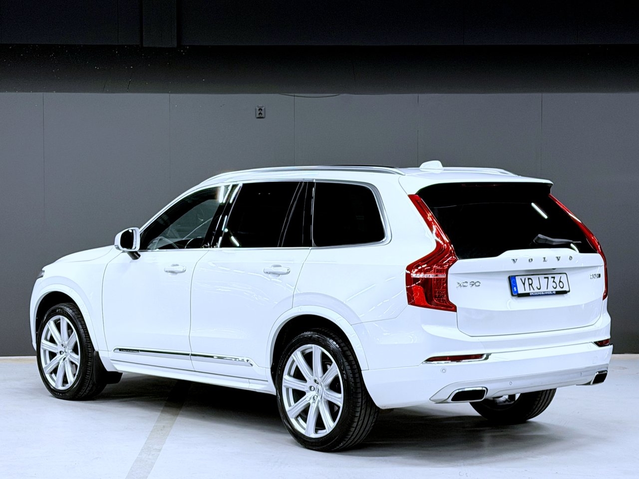 Volvo XC90 D5 AWD 2018, bild 2/10