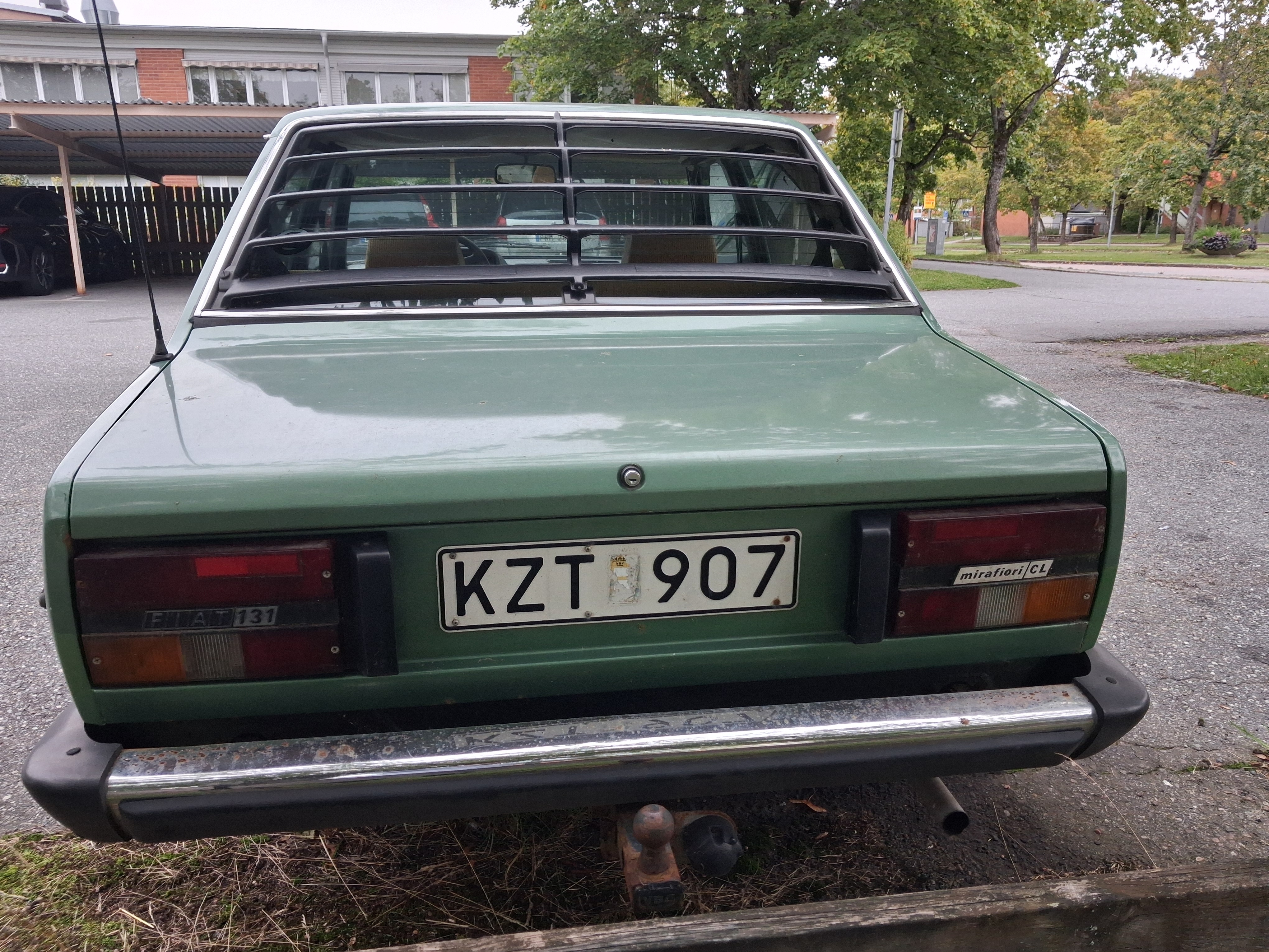 Fiat 131 4-dörrars Sedan 1.6 Manuell 1981, bild 2/9