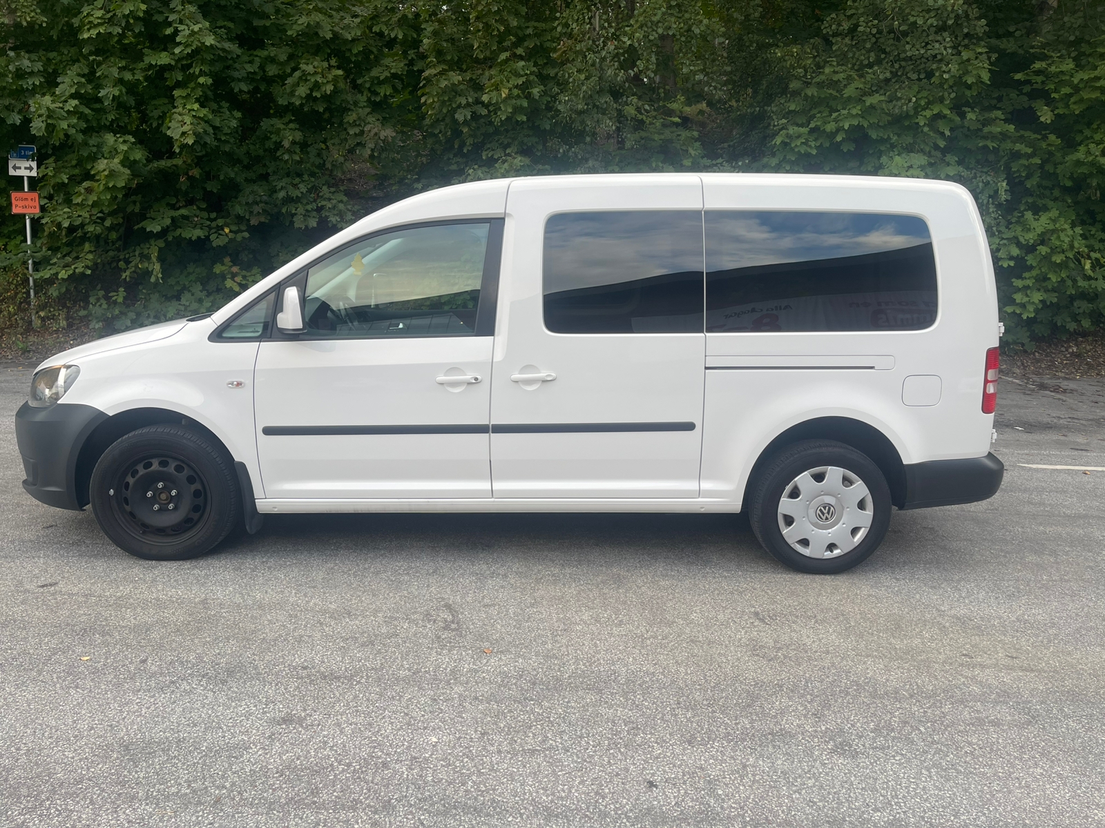 Volkswagen Caddy Maxi 2015, photo 2/7