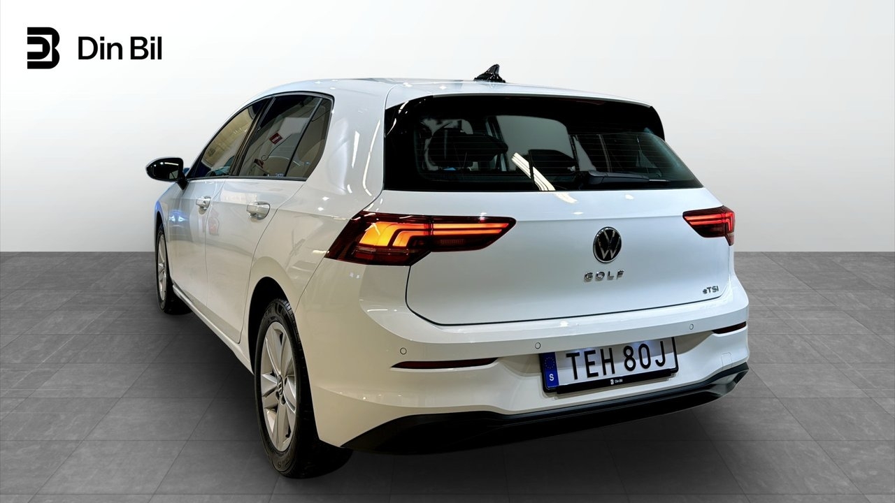 Volkswagen Golf eTSI150 DSG Life 2026, bild 3/18