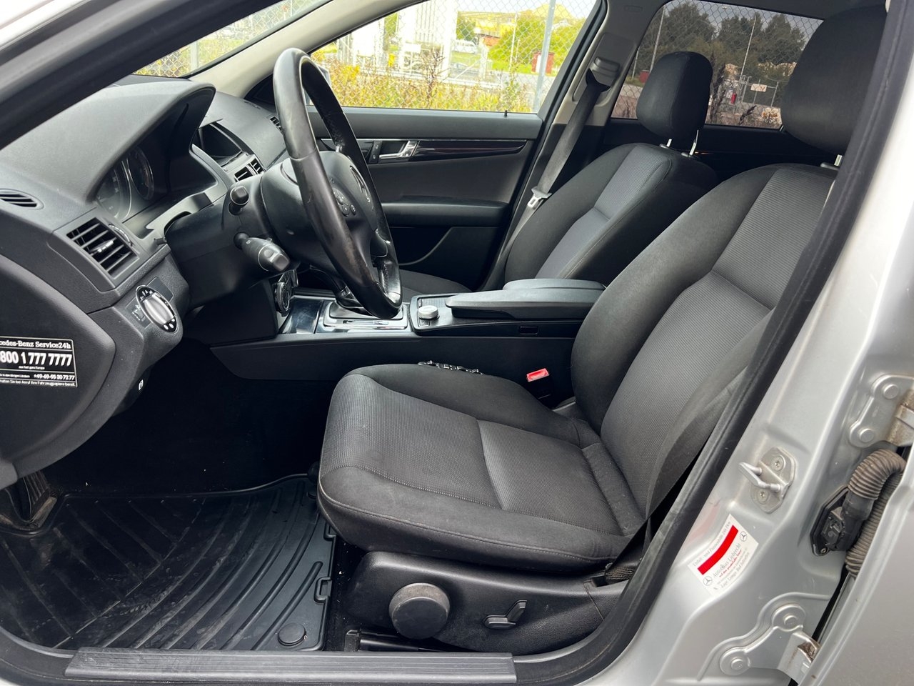 Mercedes-Benz C 2009, bild 7/10