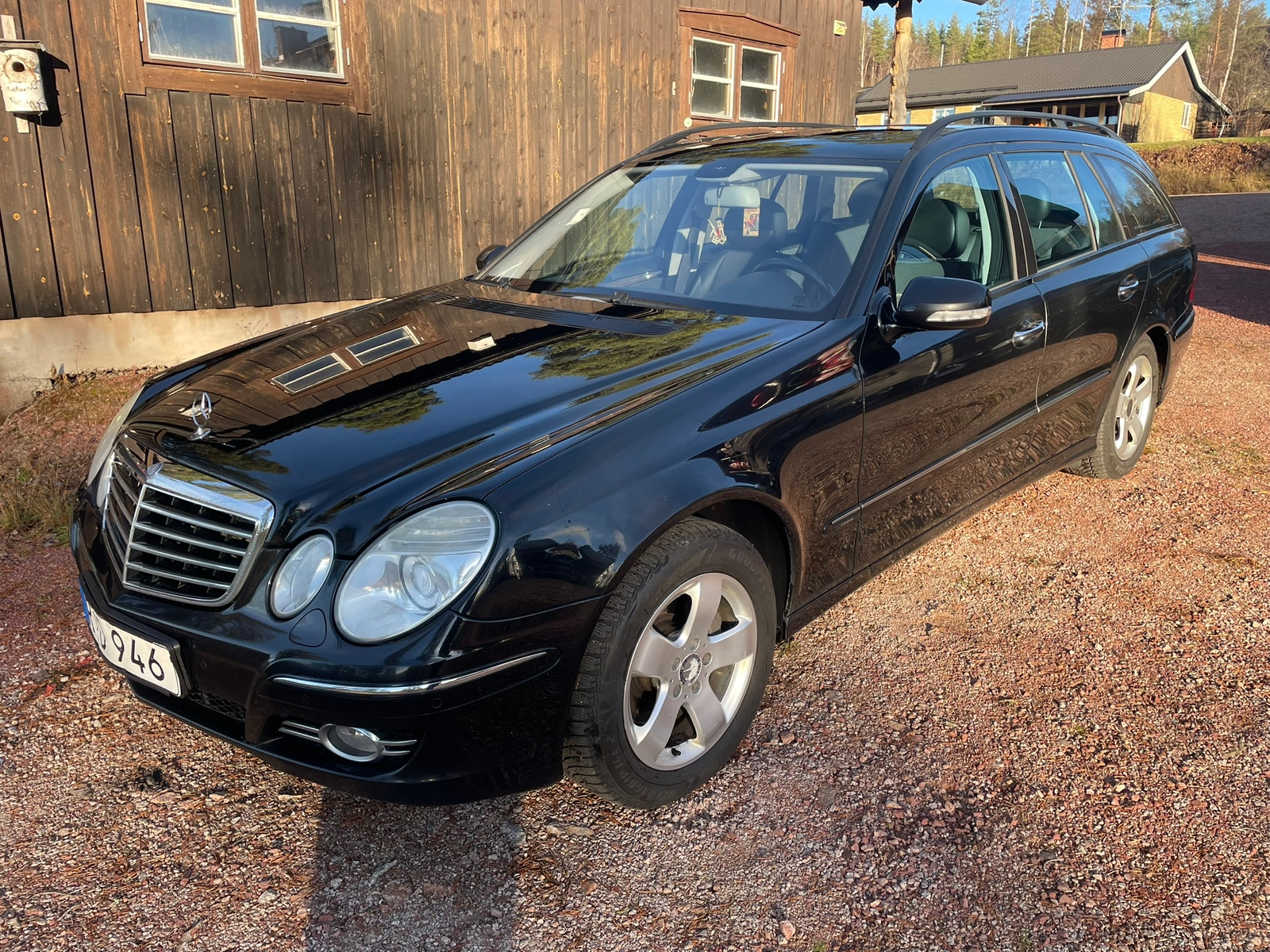 Mercedes-Benz E 280 T 7G-Tronic ev byte 2009, bild 2/15