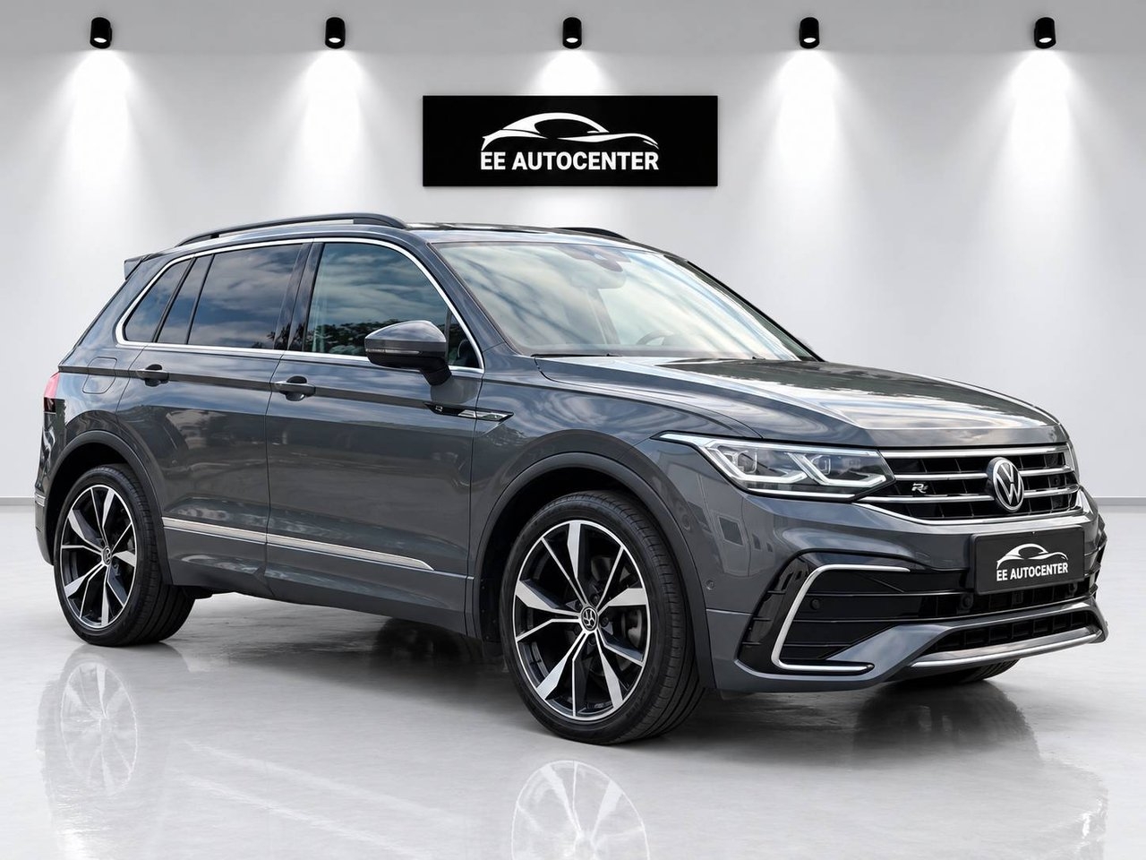 Volkswagen Tiguan 2021, bild 7/10